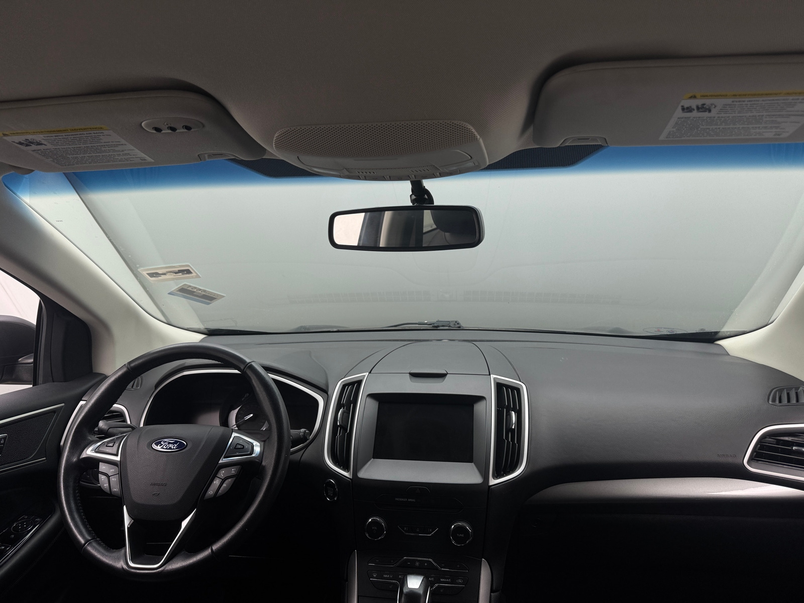 Thumbnail: 2017 Ford Edge - 3