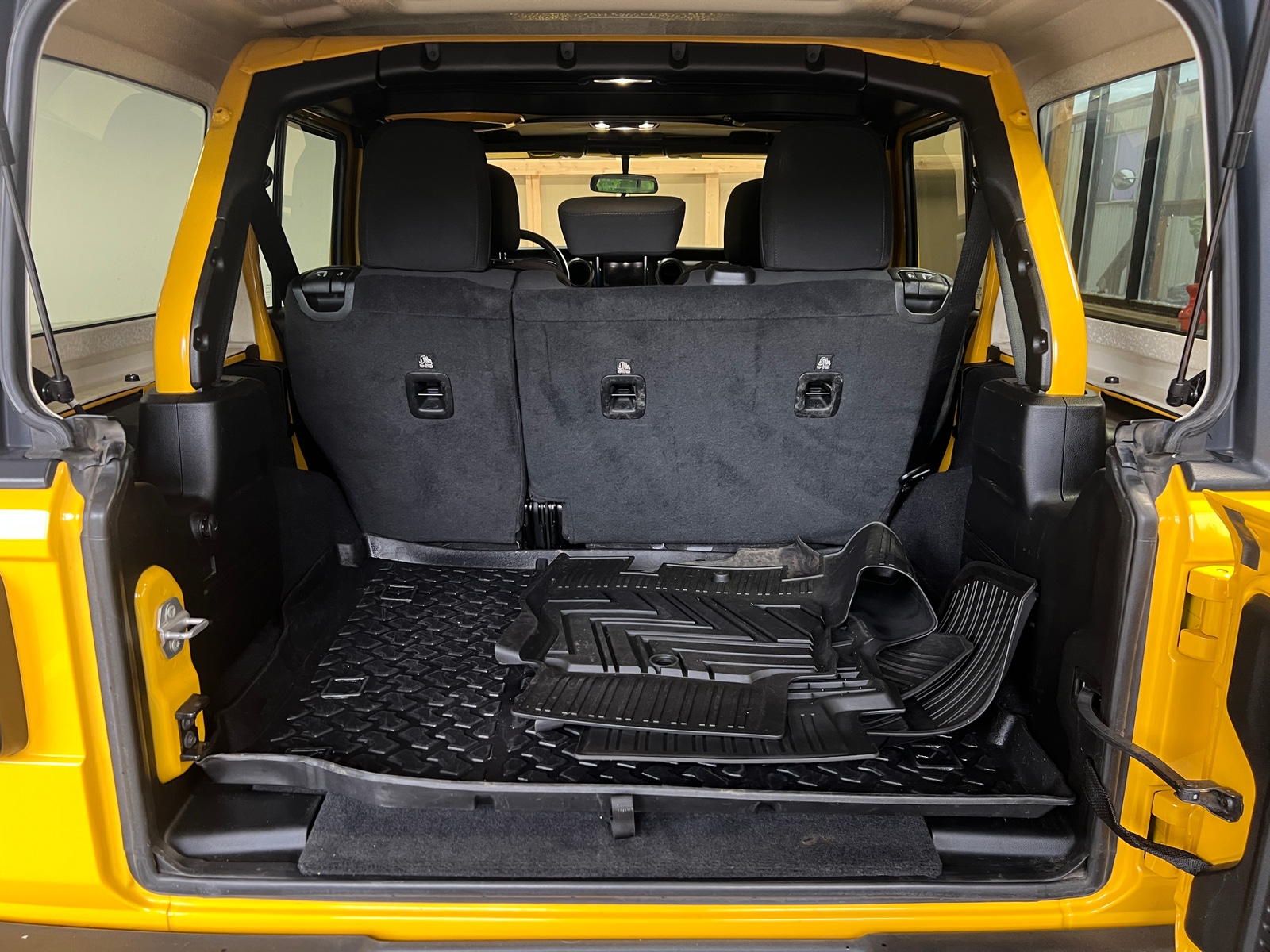 Thumbnail: 2021 Jeep Wrangler - 7