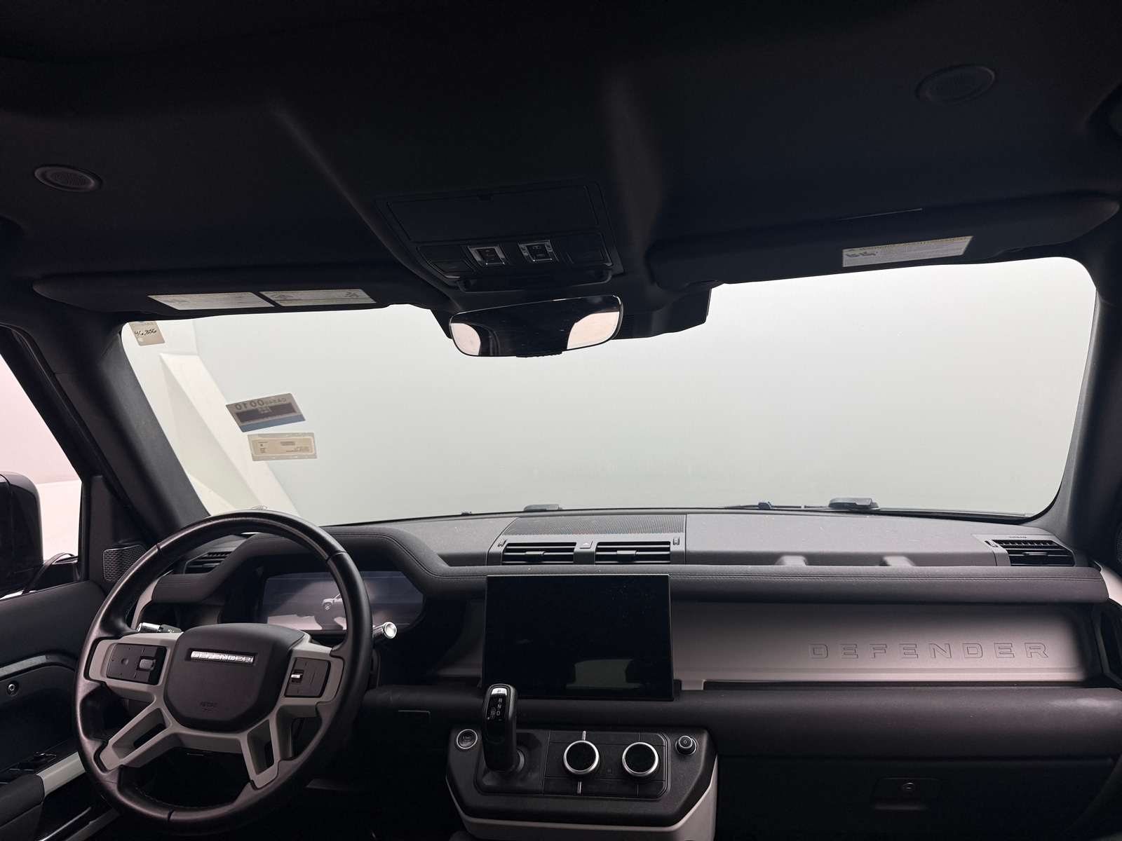 Thumbnail: 2022 Land Rover Defender - 2