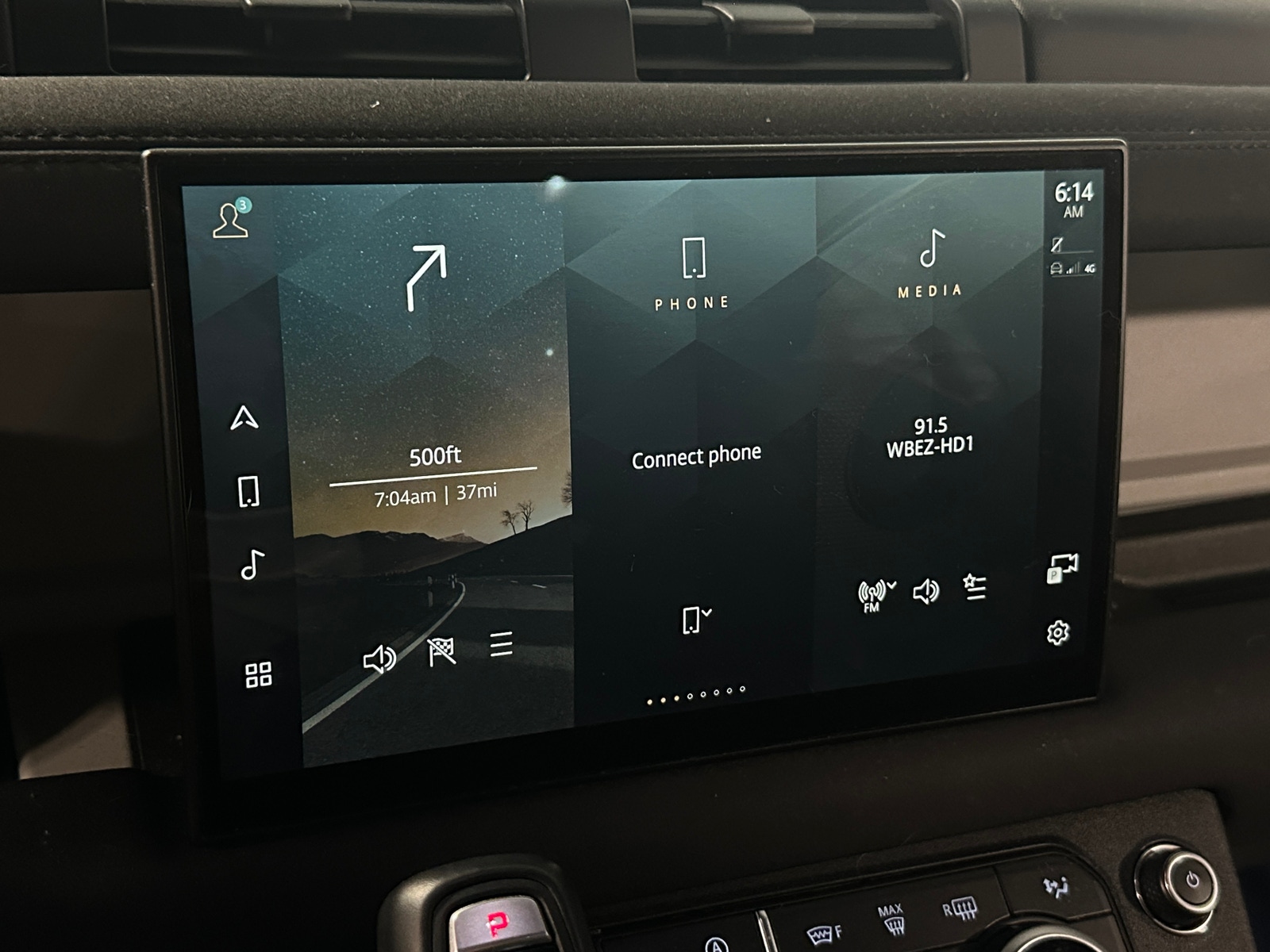 Thumbnail: 2022 Land Rover Defender - 3