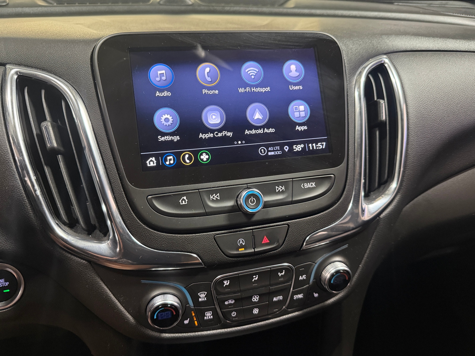 Thumbnail: 2024 Chevrolet Equinox - 4