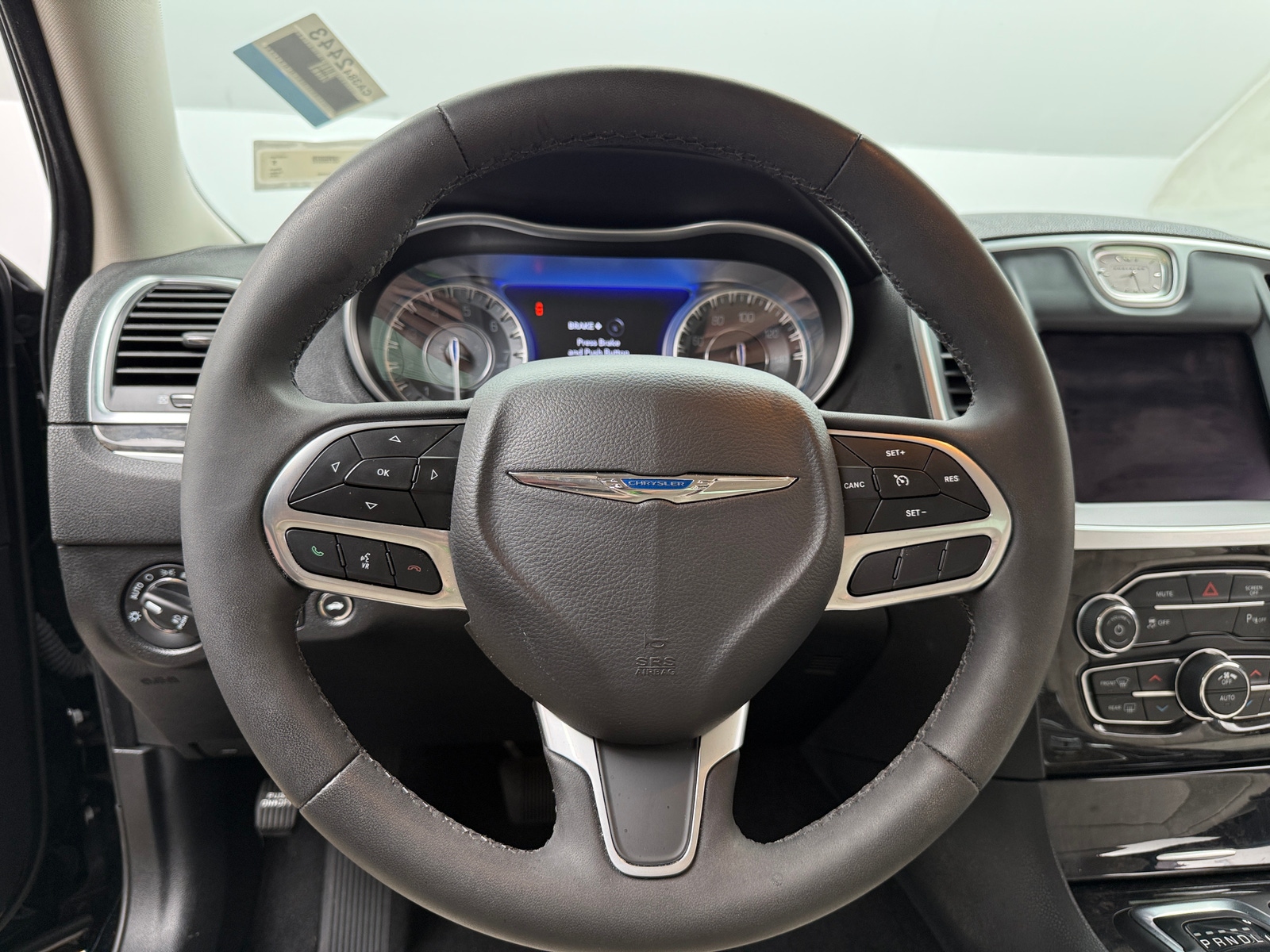 Thumbnail: 2023 Chrysler 300 - 4
