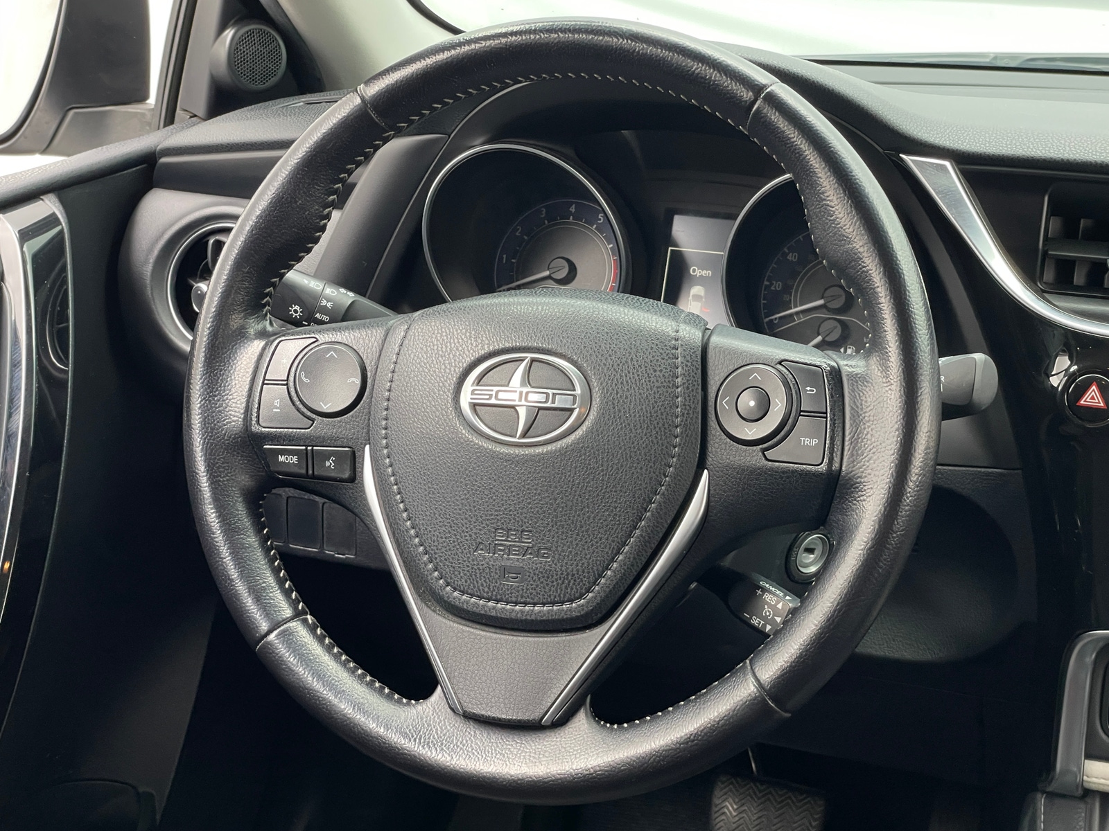 Thumbnail: 2016 Scion iM - 5