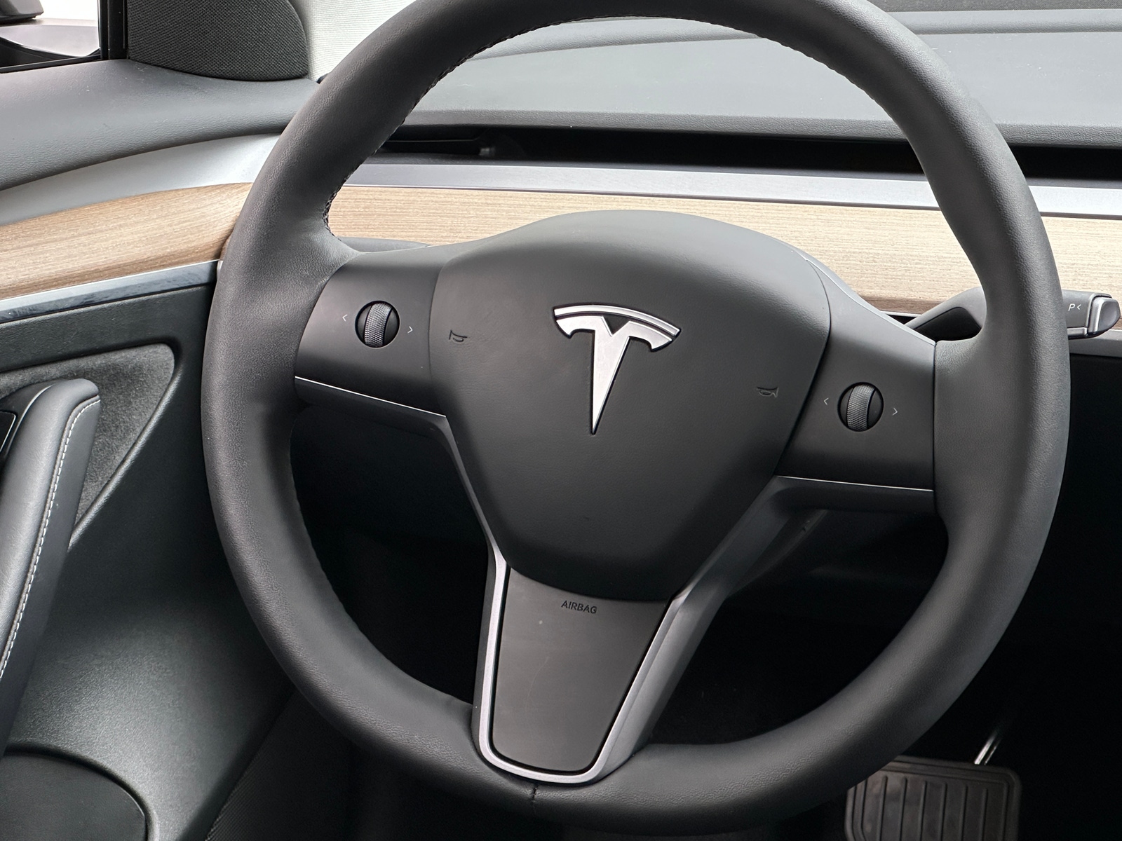 Thumbnail: 2023 Tesla Model 3 - 4