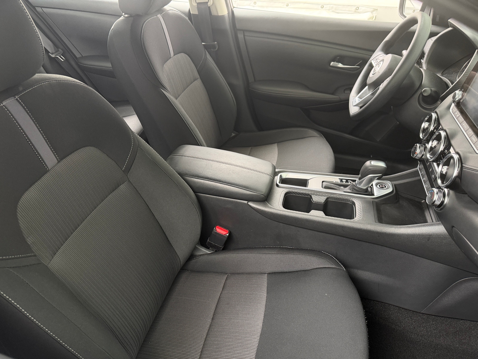 Thumbnail: 2025 Nissan Sentra - 2