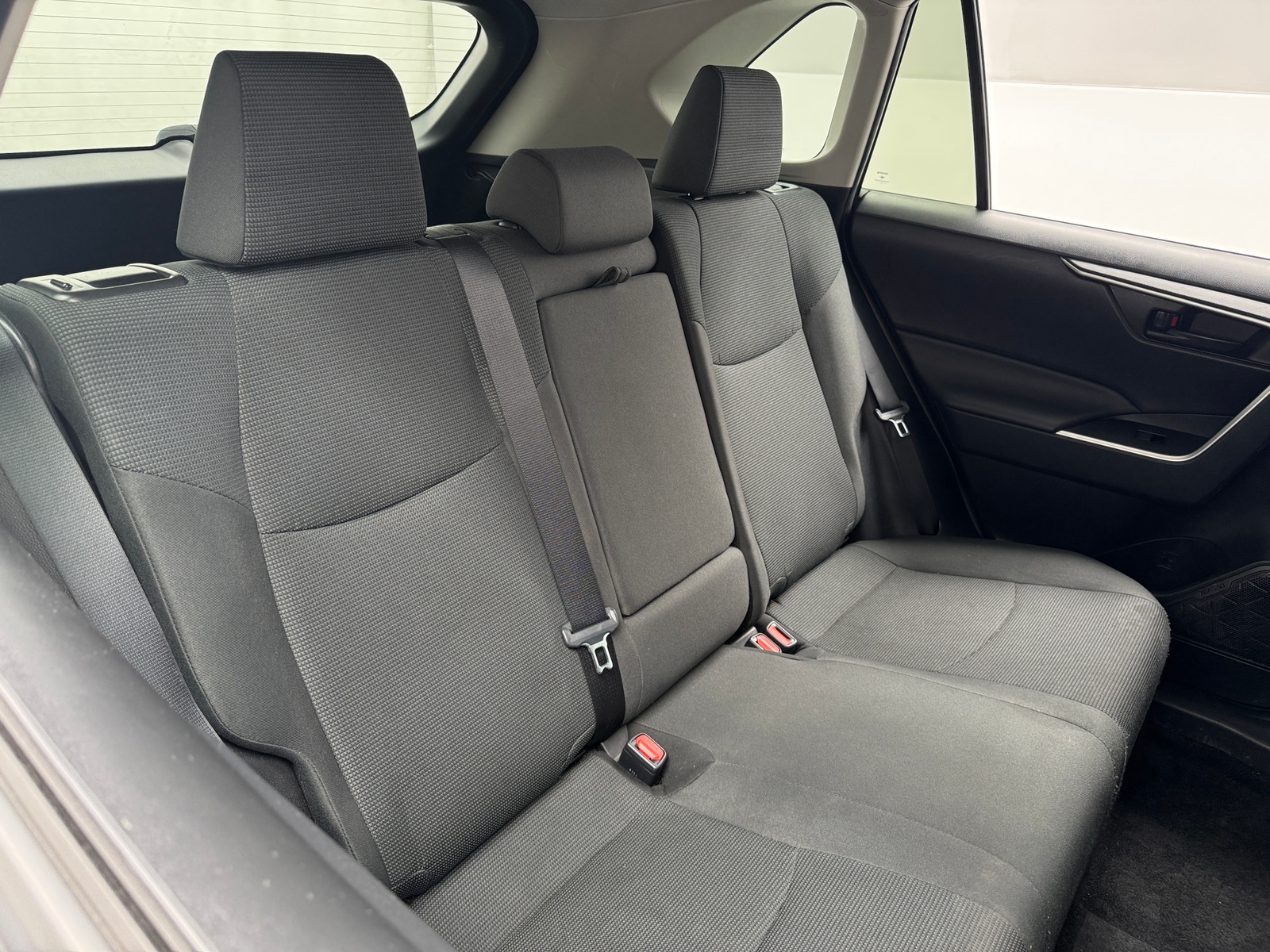 Thumbnail: 2021 Toyota RAV4 - 6