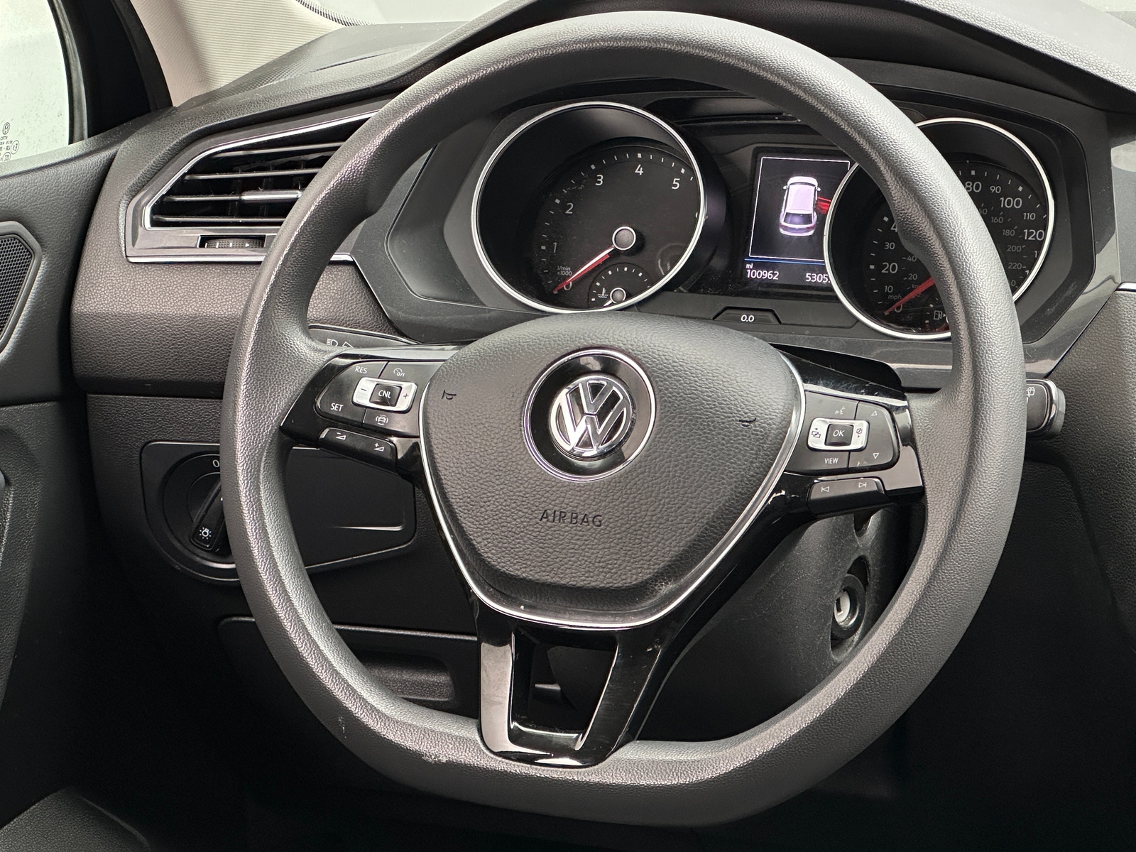 Thumbnail: 2019 Volkswagen Tiguan - 5