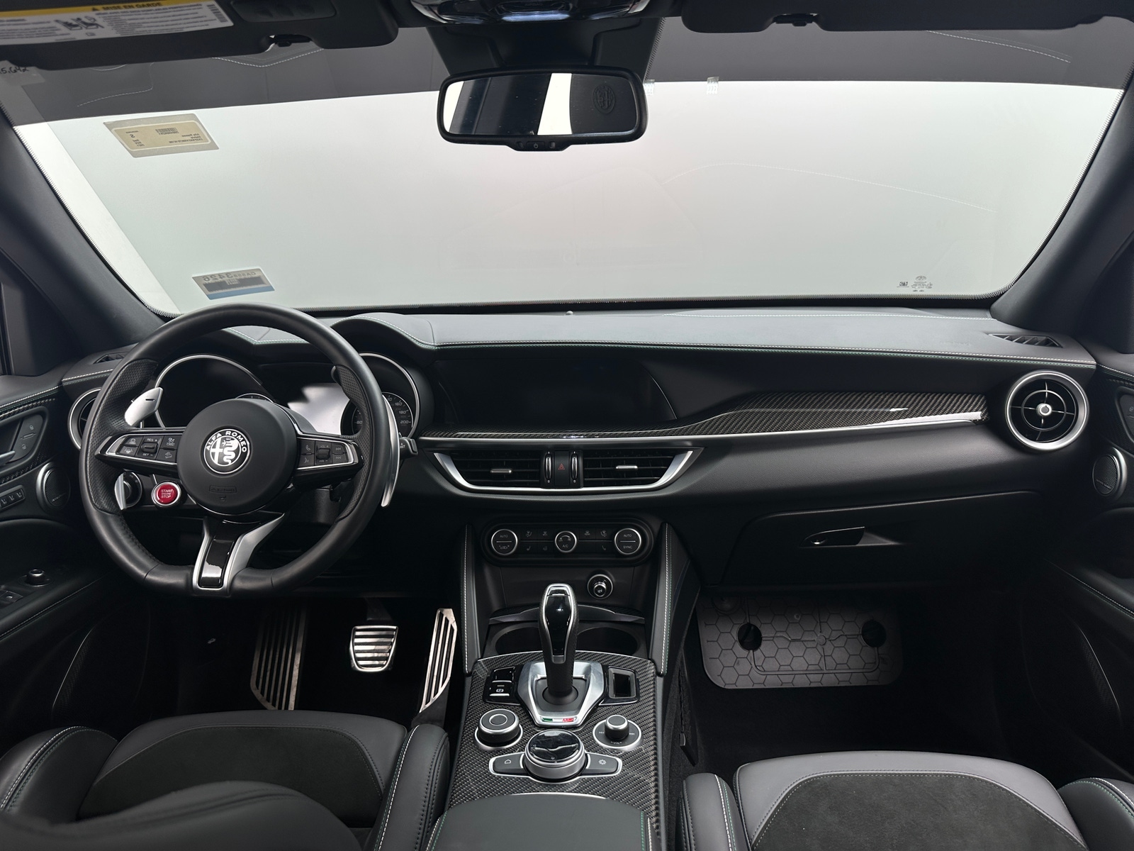 Thumbnail: 2021 Alfa Romeo Stelvio - 2
