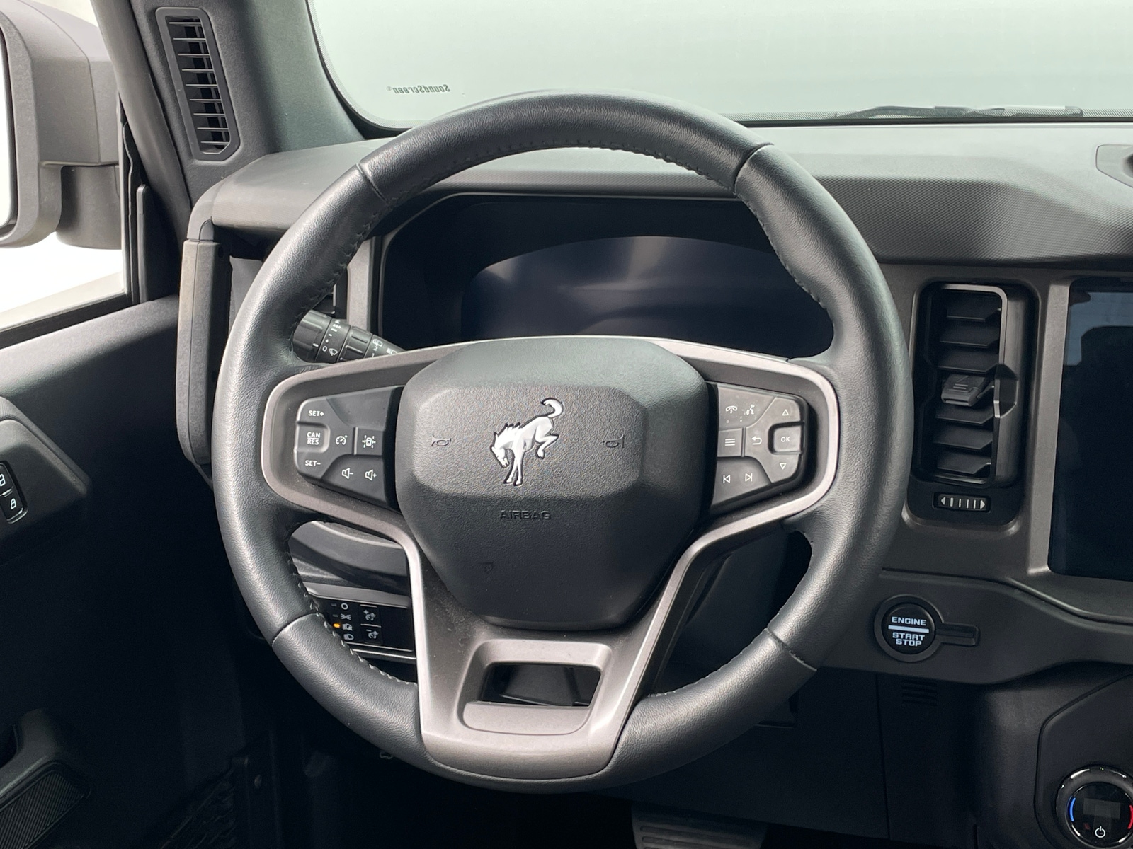 Thumbnail: 2025 Ford Bronco - 5