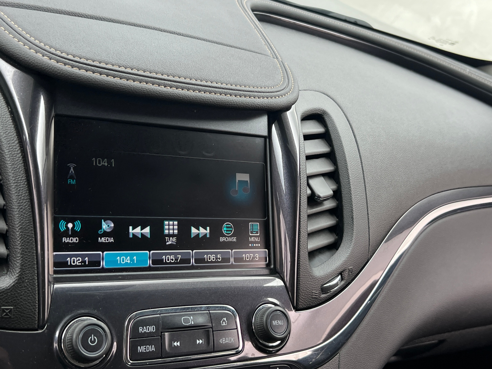 Thumbnail: 2016 Chevrolet Impala - 3