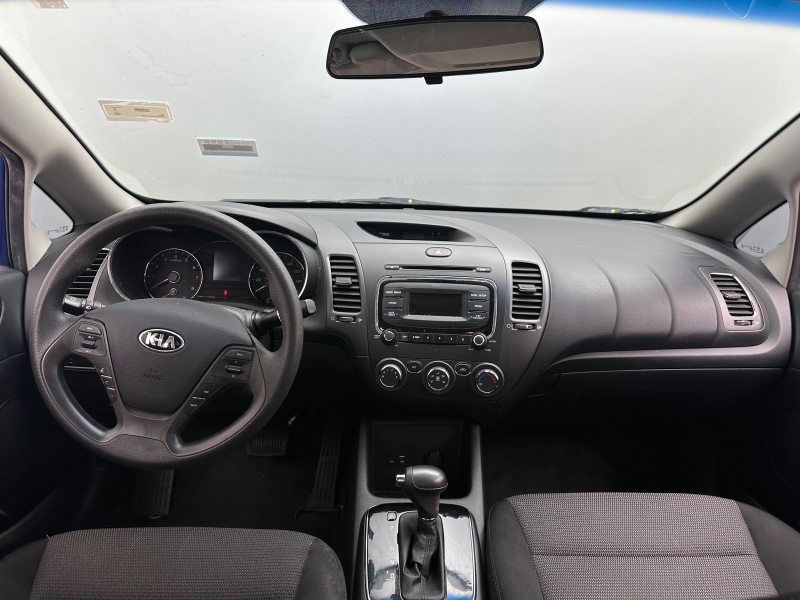 Thumbnail: 2017 Kia Forte - 3