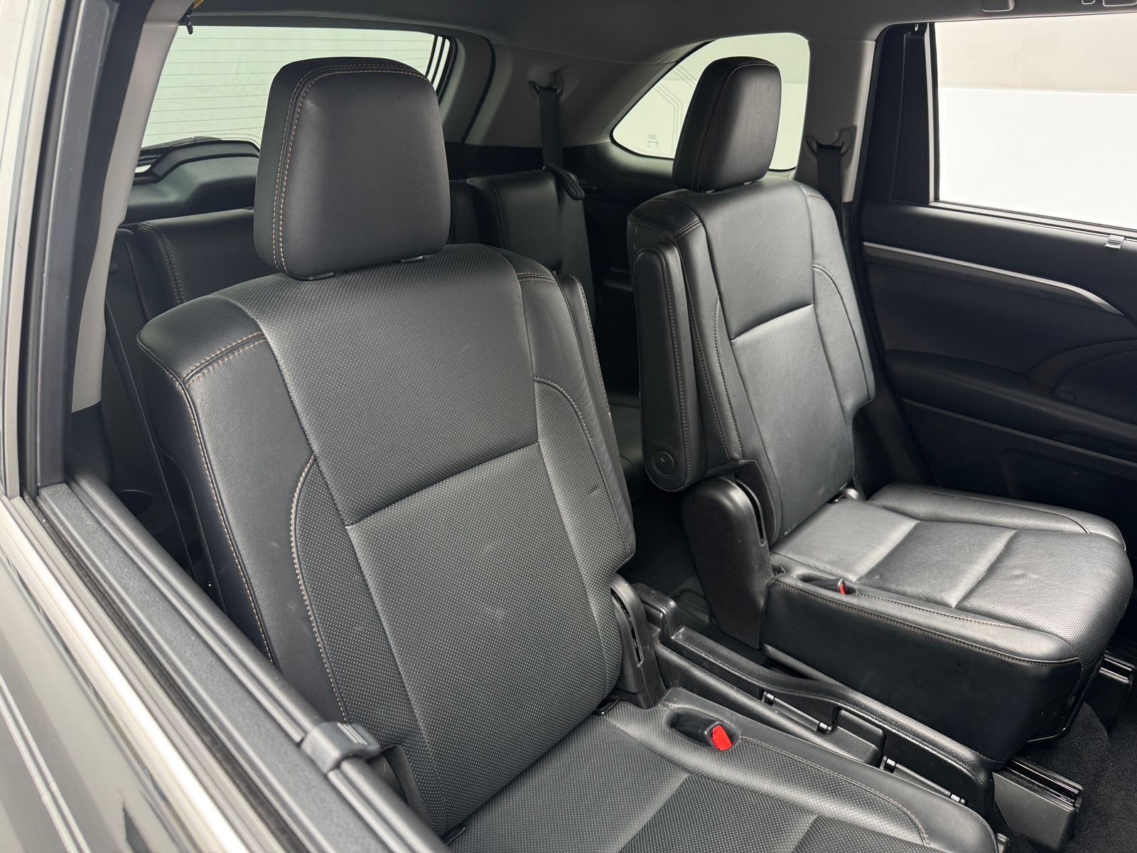 Thumbnail: 2017 Toyota Highlander - 5