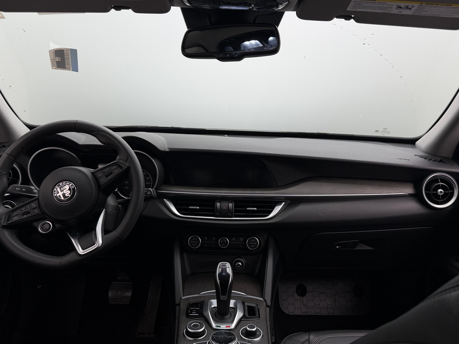 Thumbnail: 2021 Alfa Romeo Stelvio - 2