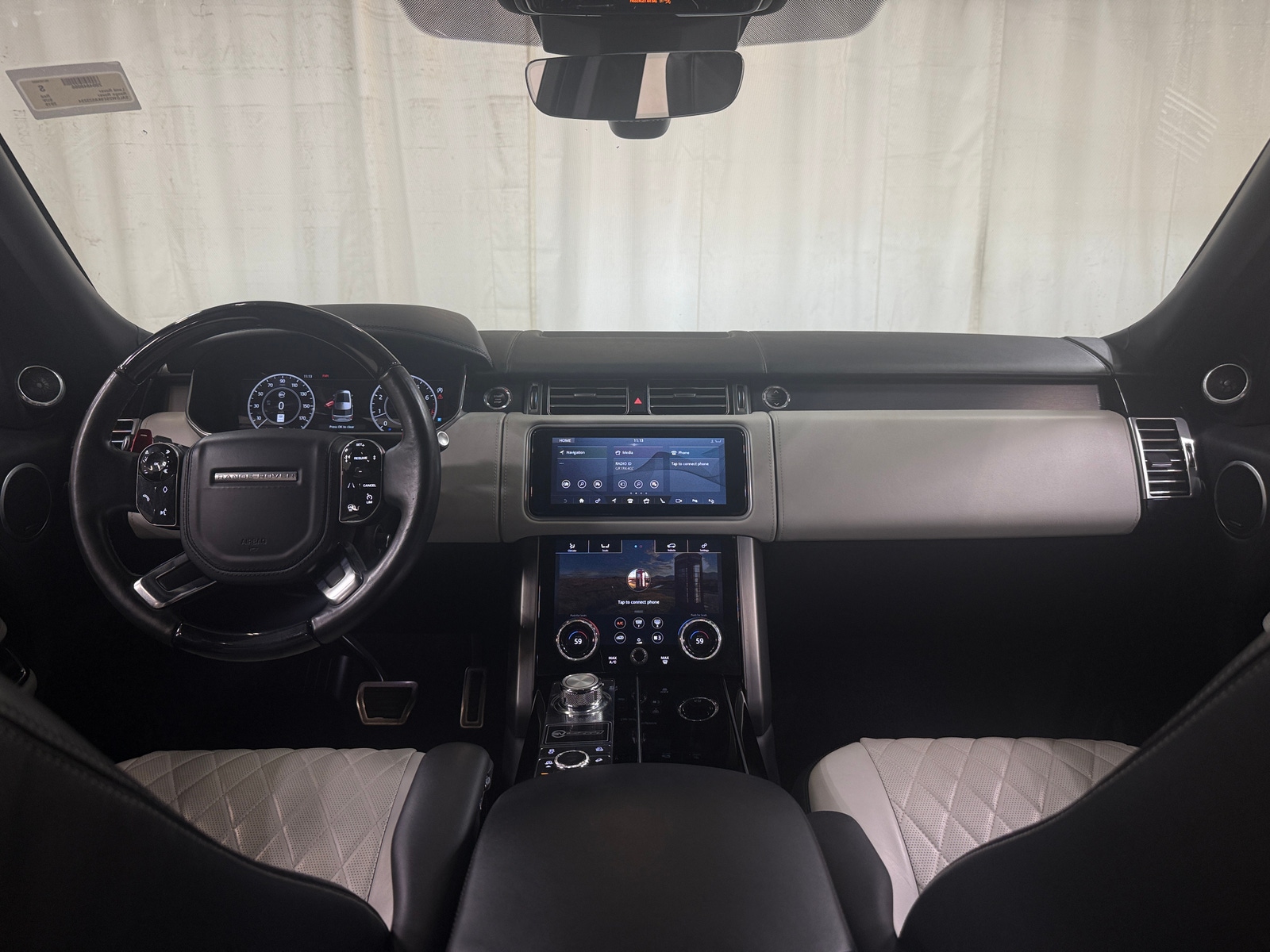 Thumbnail: 2019 Land Rover Range Rover - 2