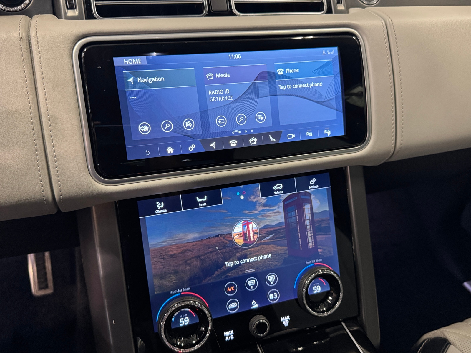 Thumbnail: 2019 Land Rover Range Rover - 3