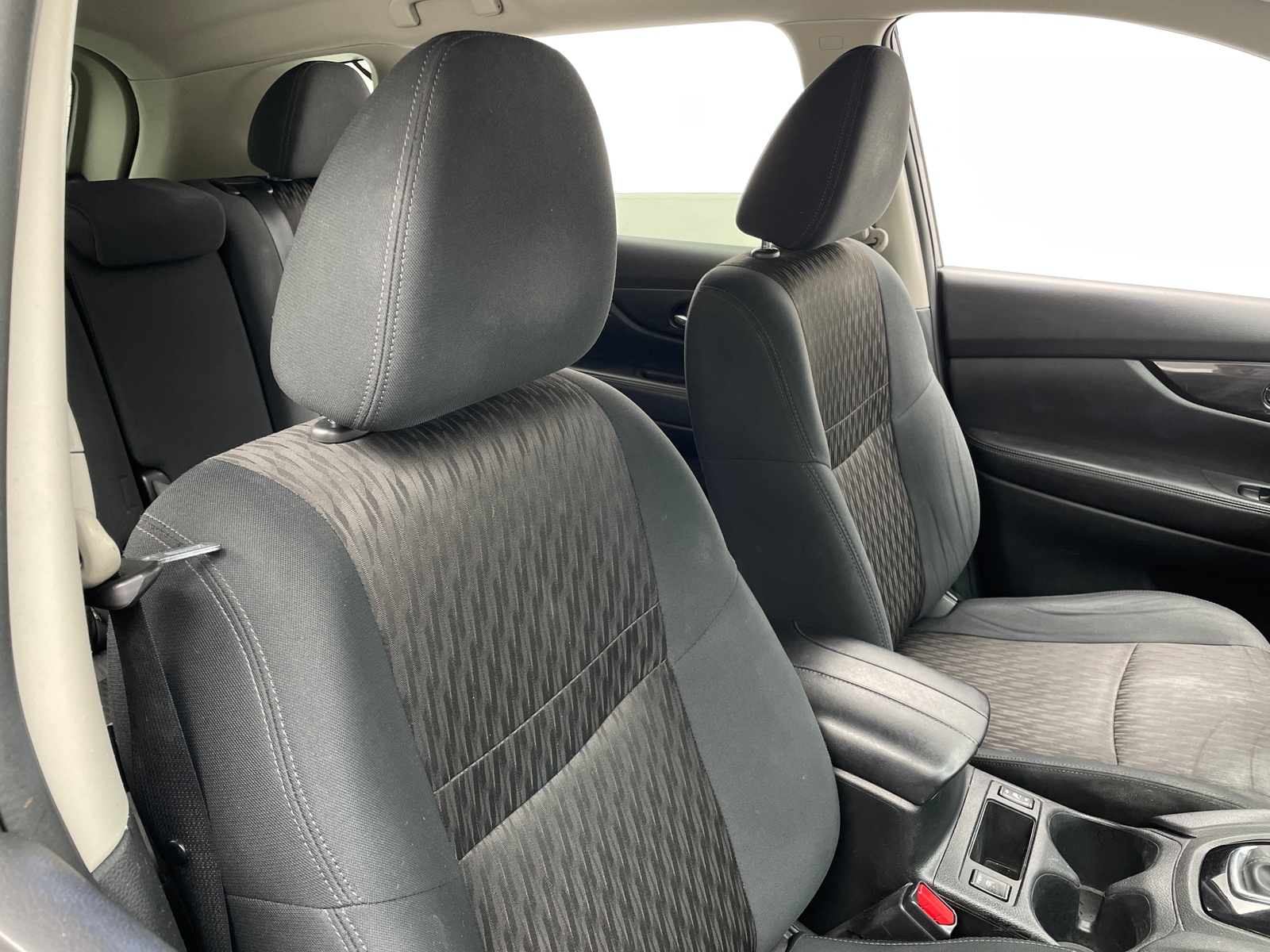 Thumbnail: 2018 Nissan Rogue - 2