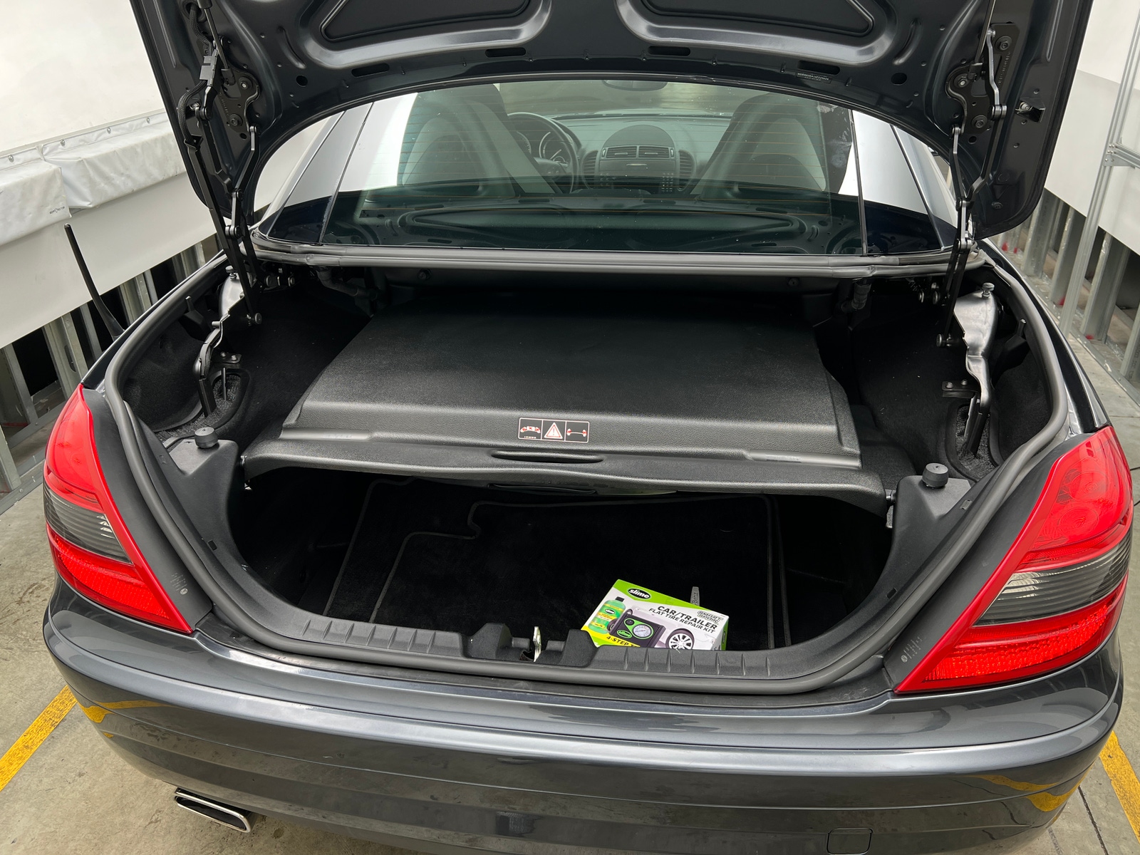 Thumbnail: 2010 Mercedes-Benz SLK - 5