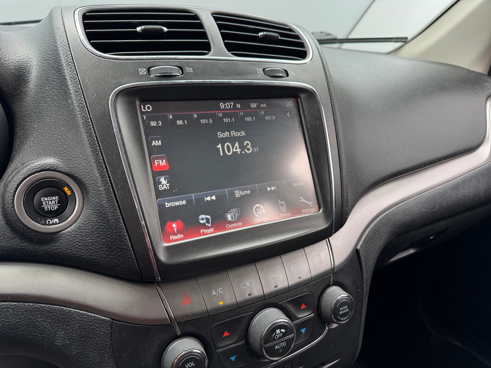 Thumbnail: 2019 Dodge Journey - 3