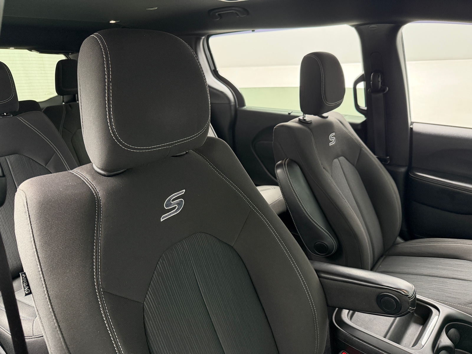 Thumbnail: 2020 Chrysler Pacifica - 2