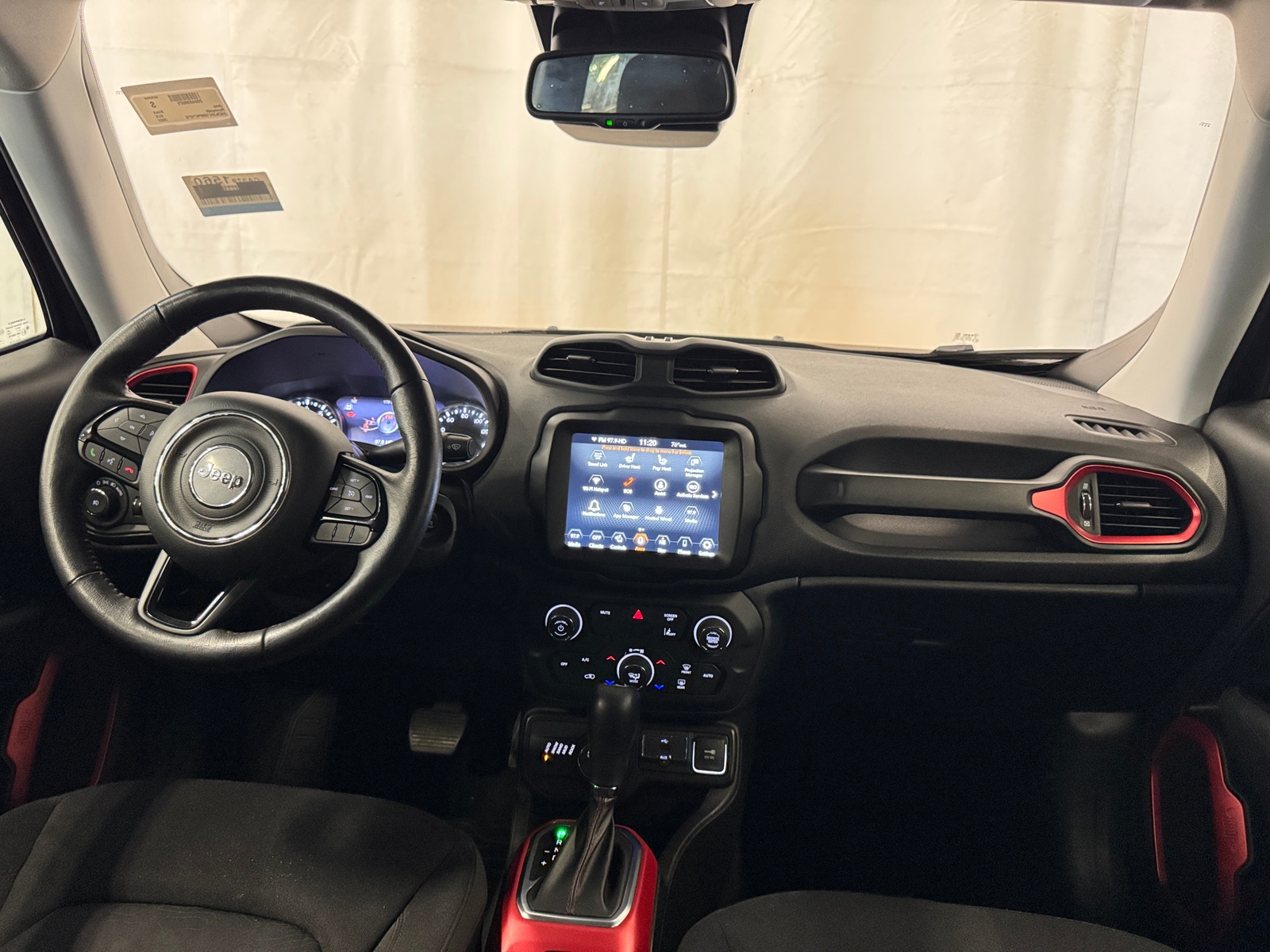 Thumbnail: 2022 Jeep Renegade - 3