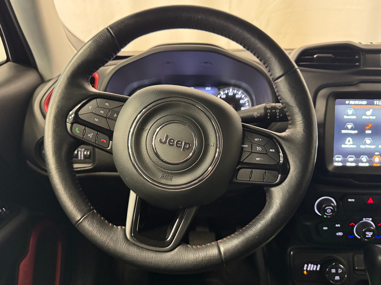 Thumbnail: 2022 Jeep Renegade - 5