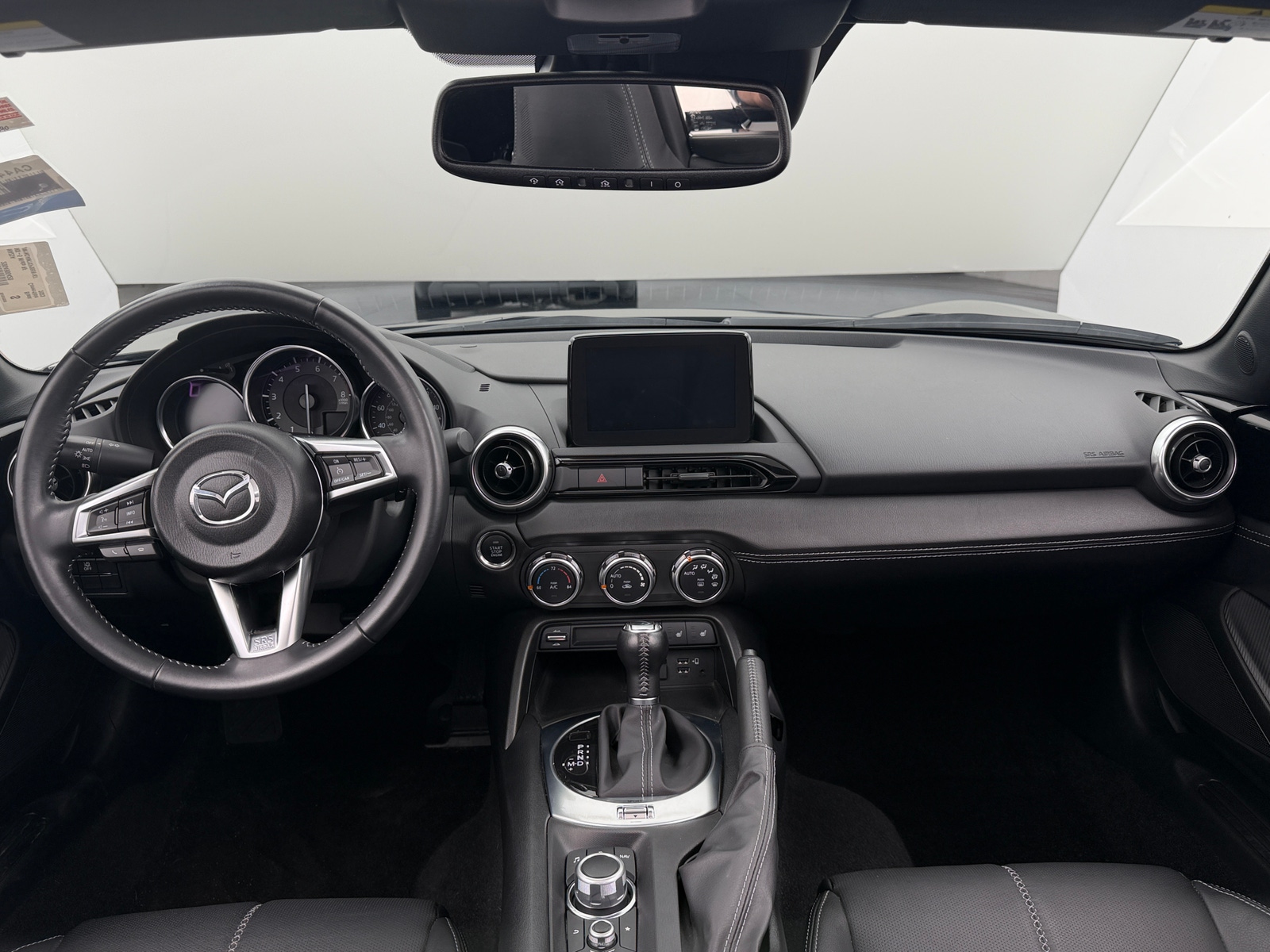 Thumbnail: 2023 Mazda MX-5 Miata - 3
