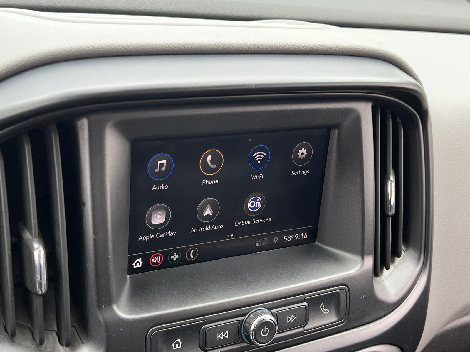 Thumbnail: 2022 Chevrolet Colorado - 4