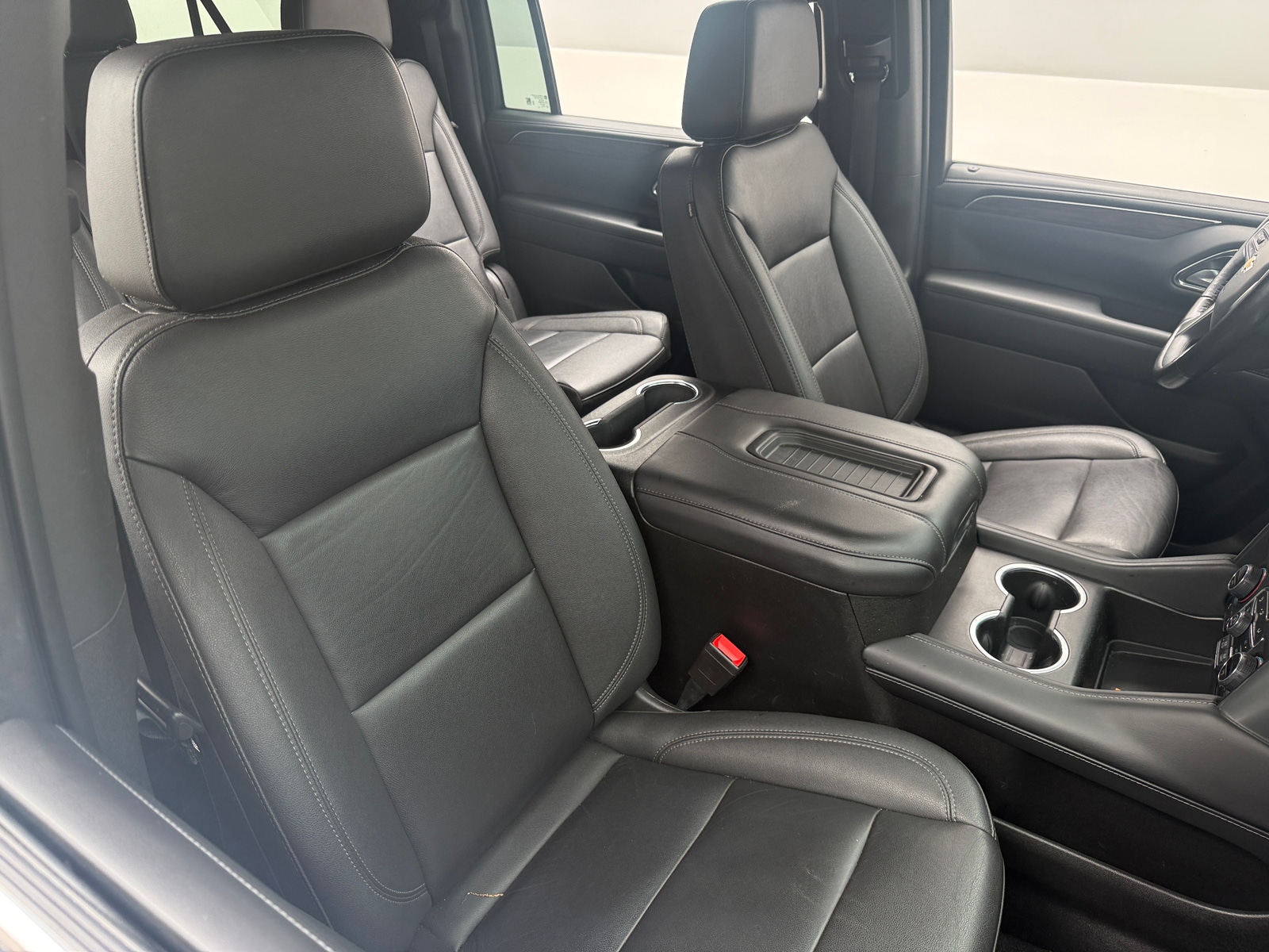 Thumbnail: 2022 Chevrolet Suburban - 2