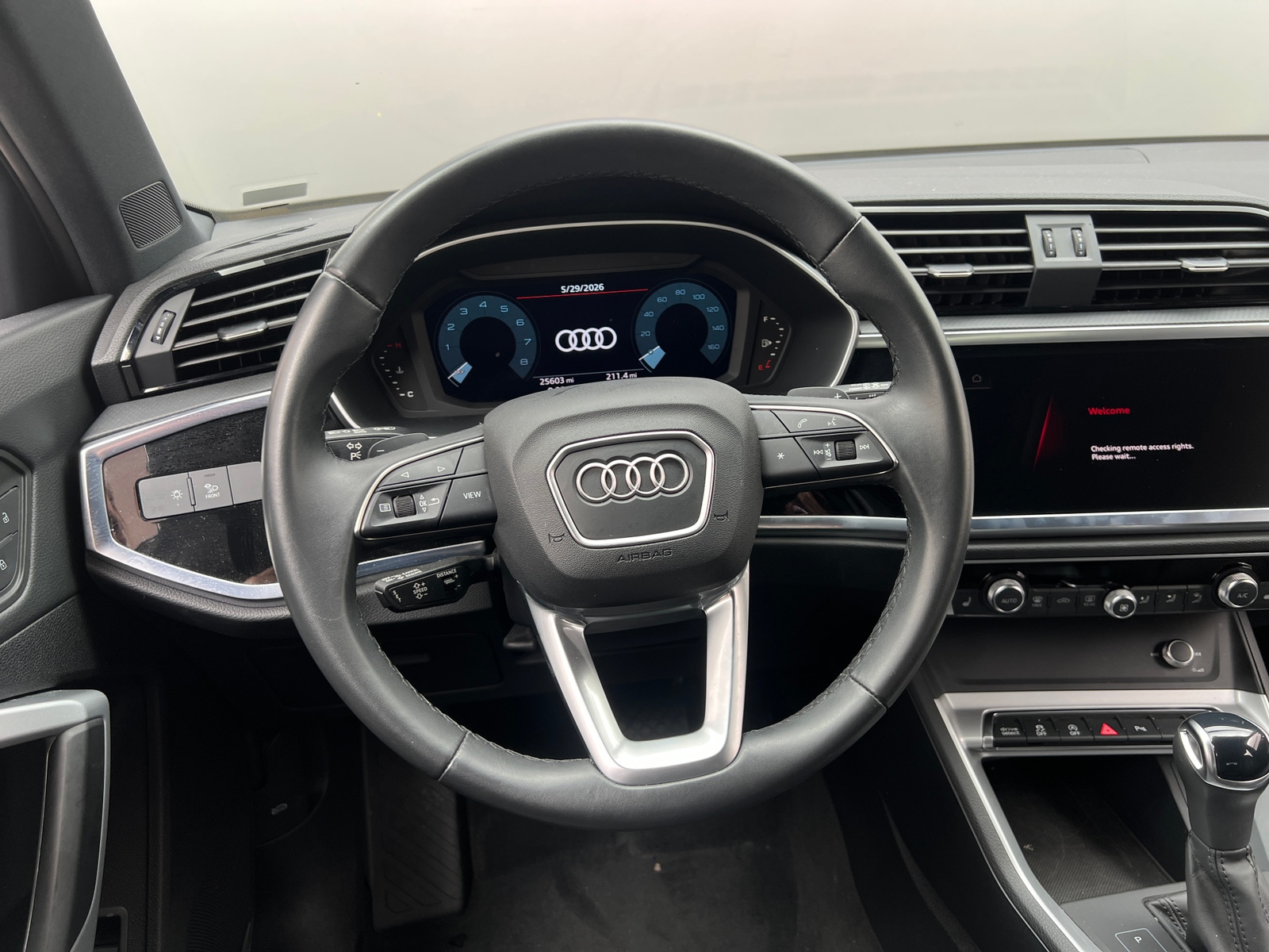Thumbnail: 2025 Audi Q3 - 4