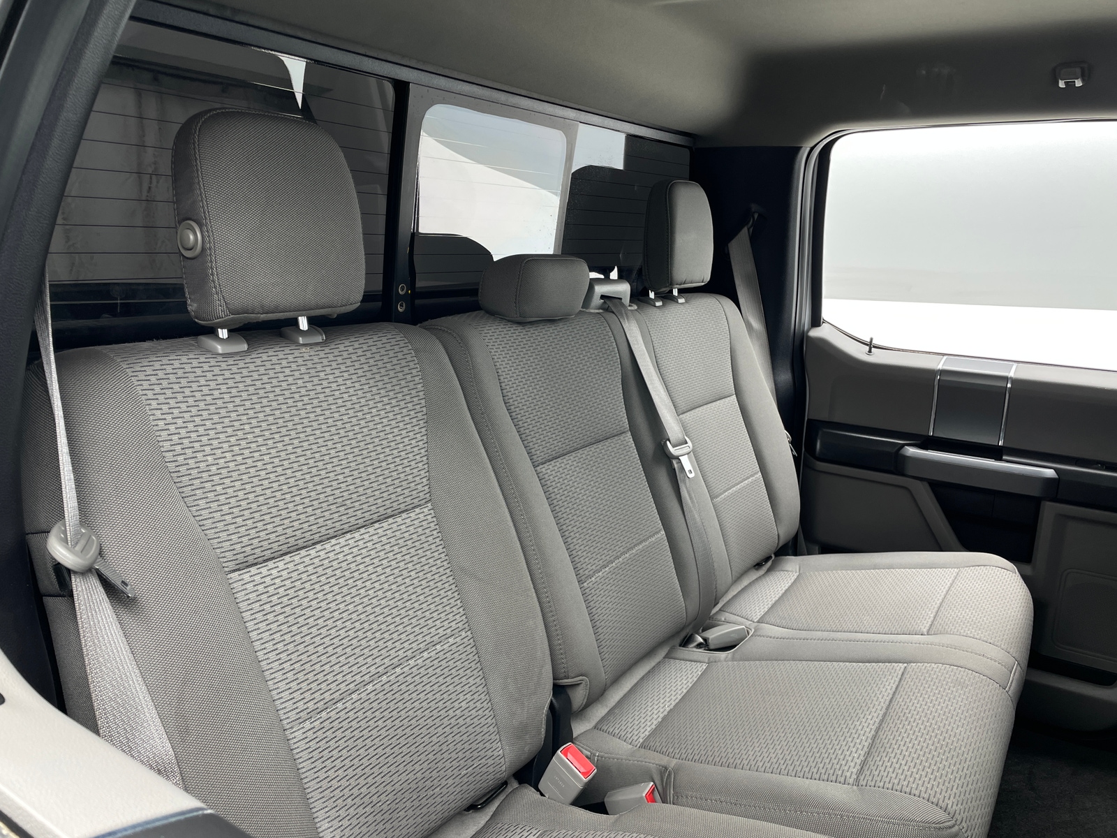 Thumbnail: 2018 Ford Econoline - 6