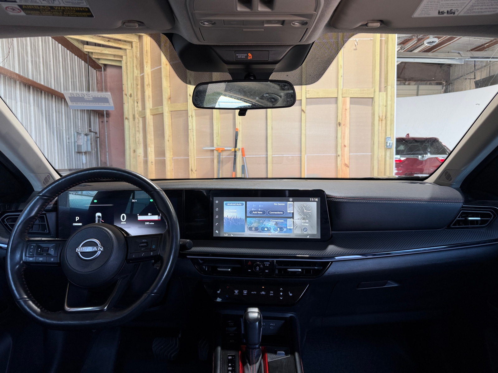 Thumbnail: 2025 Nissan Kicks - 2