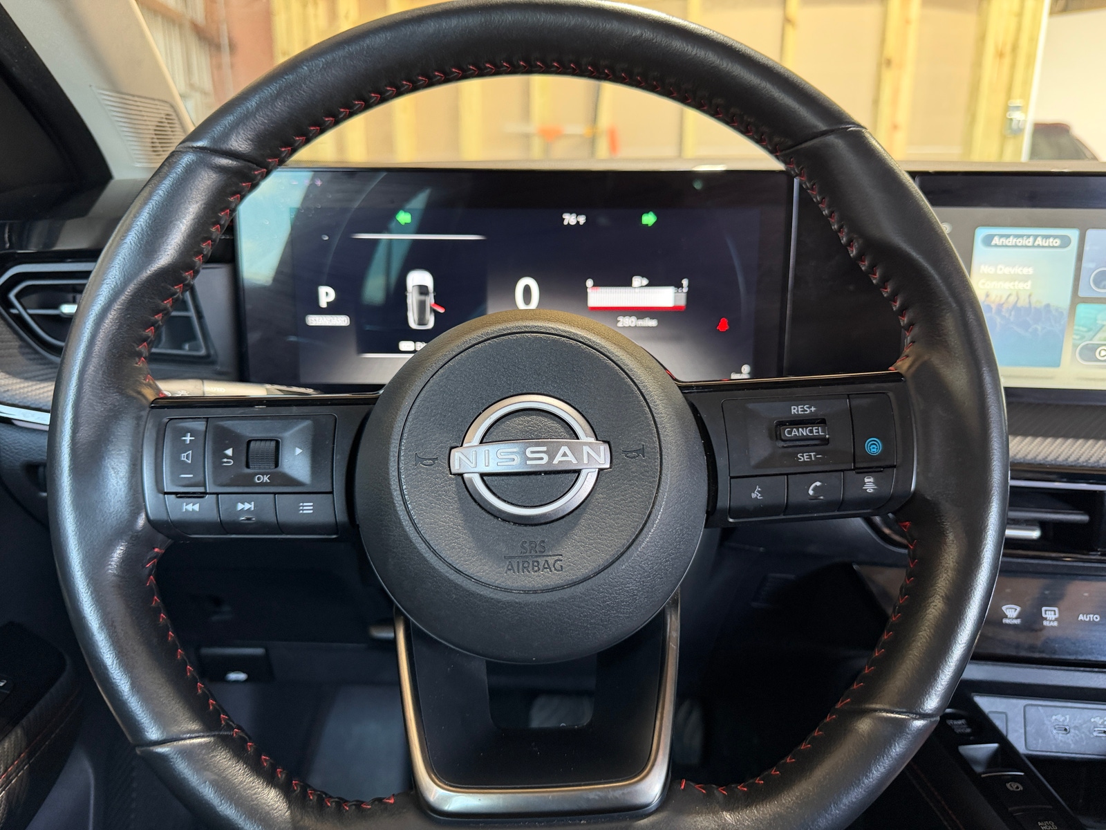 Thumbnail: 2025 Nissan Kicks - 4