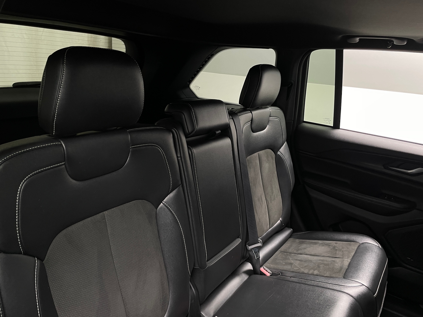 Thumbnail: 2023 Jeep Grand Cherokee - 5