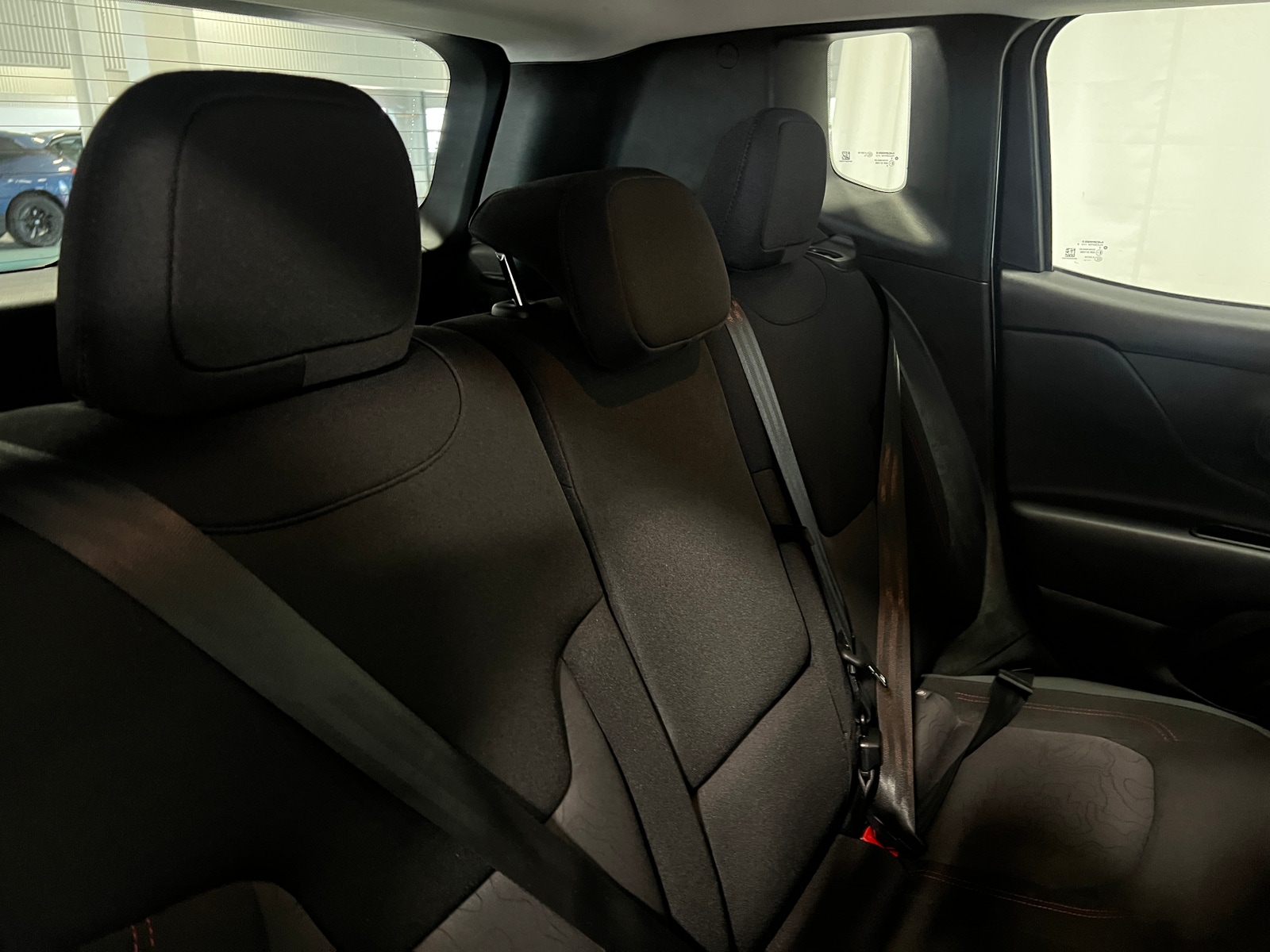 Thumbnail: 2016 Jeep Renegade - 6