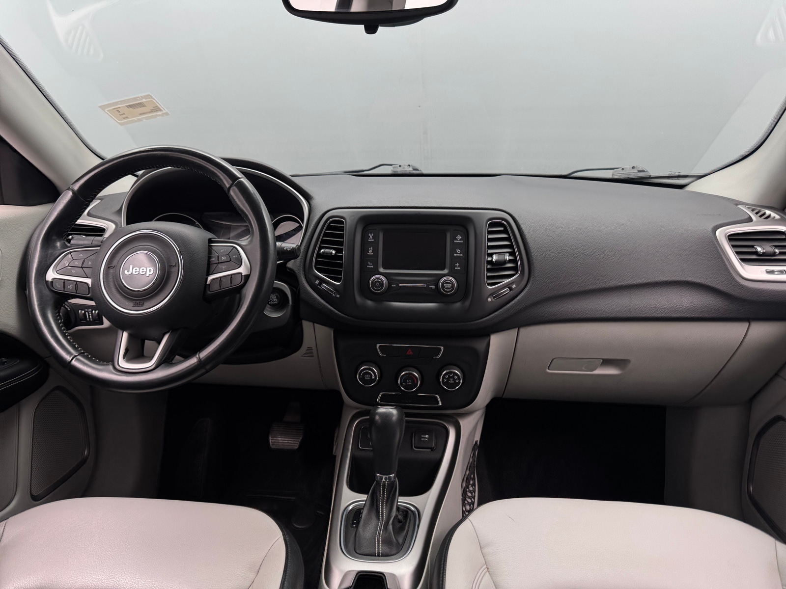 Thumbnail: 2018 Jeep Compass - 3