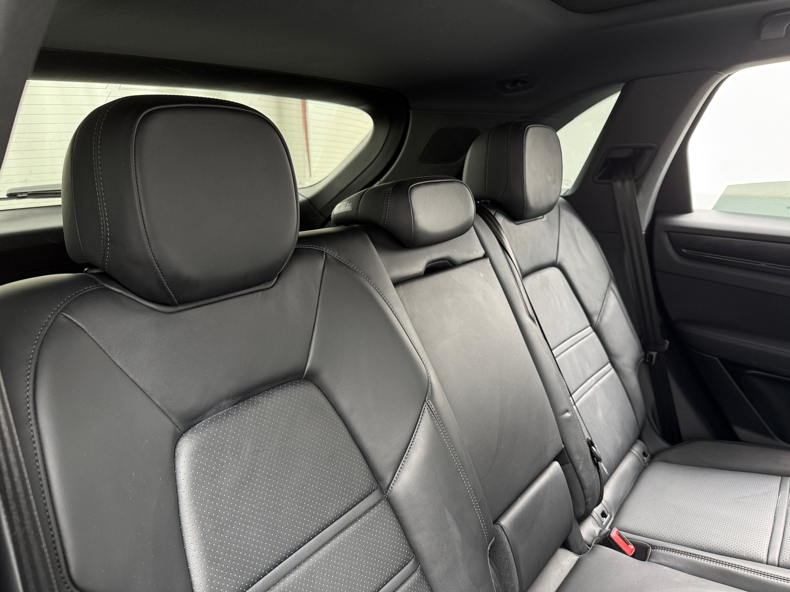Thumbnail: 2021 Porsche Cayenne - 5