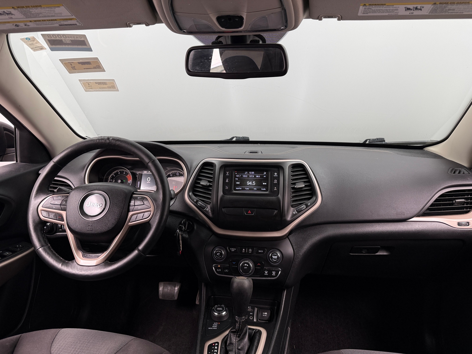 Thumbnail: 2017 Jeep Cherokee - 3