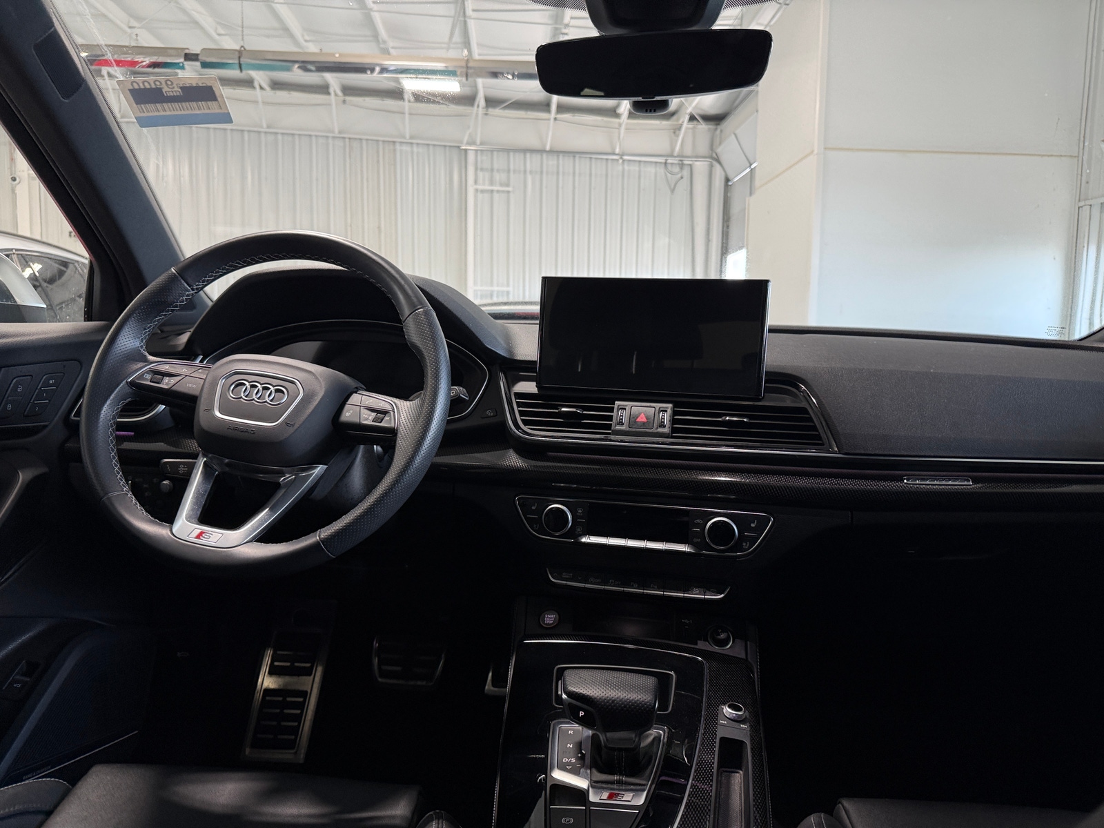 Thumbnail: 2023 Audi SQ5 - 2