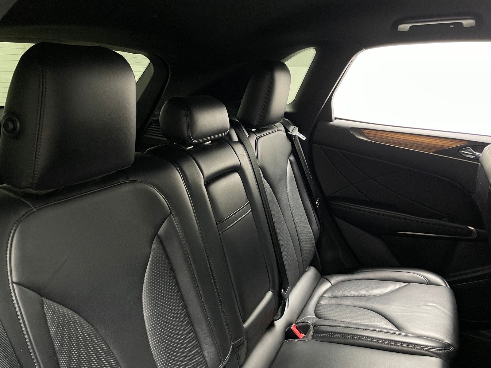 Thumbnail: 2016 Lincoln MKC - 5