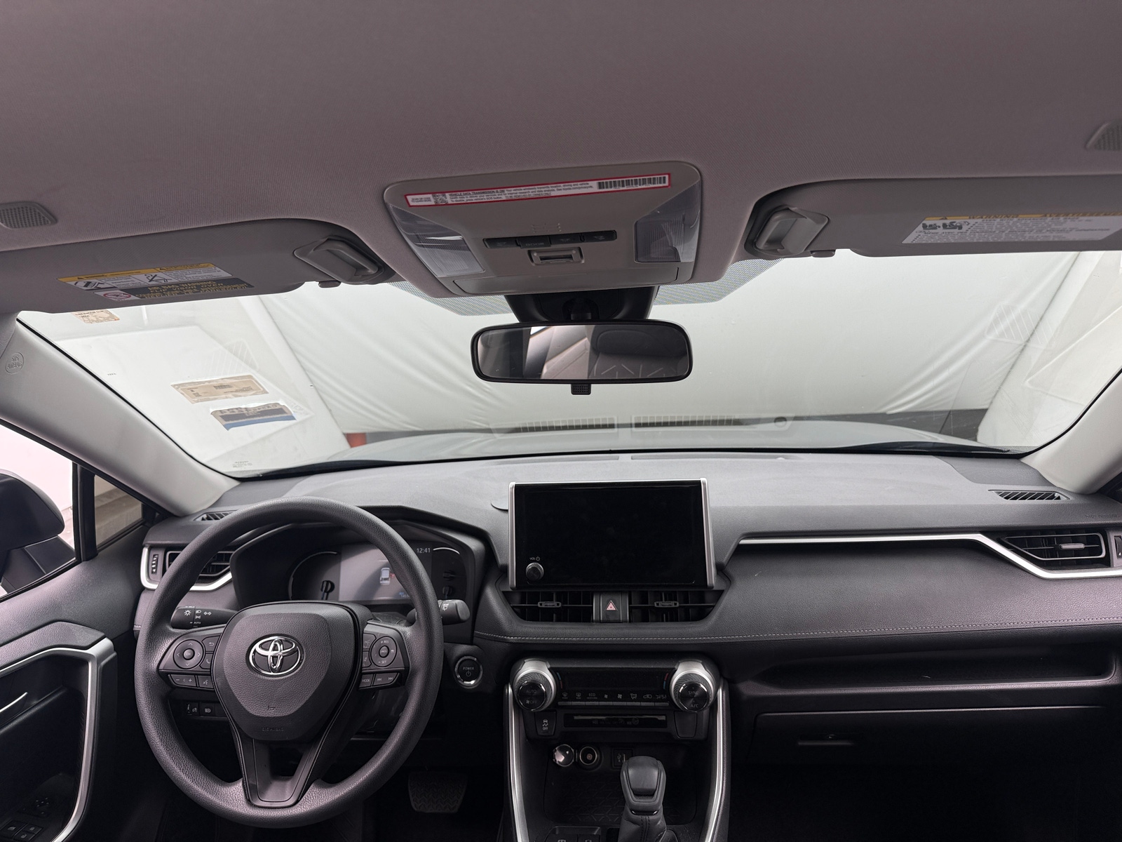 Thumbnail: 2025 Toyota RAV4 - 3