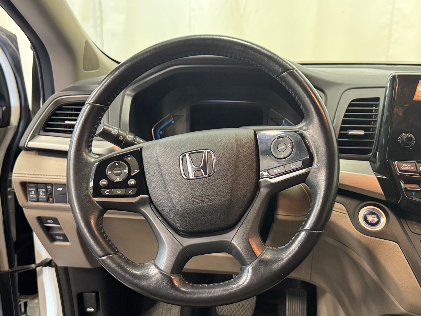 Thumbnail: 2019 Honda Odyssey - 5
