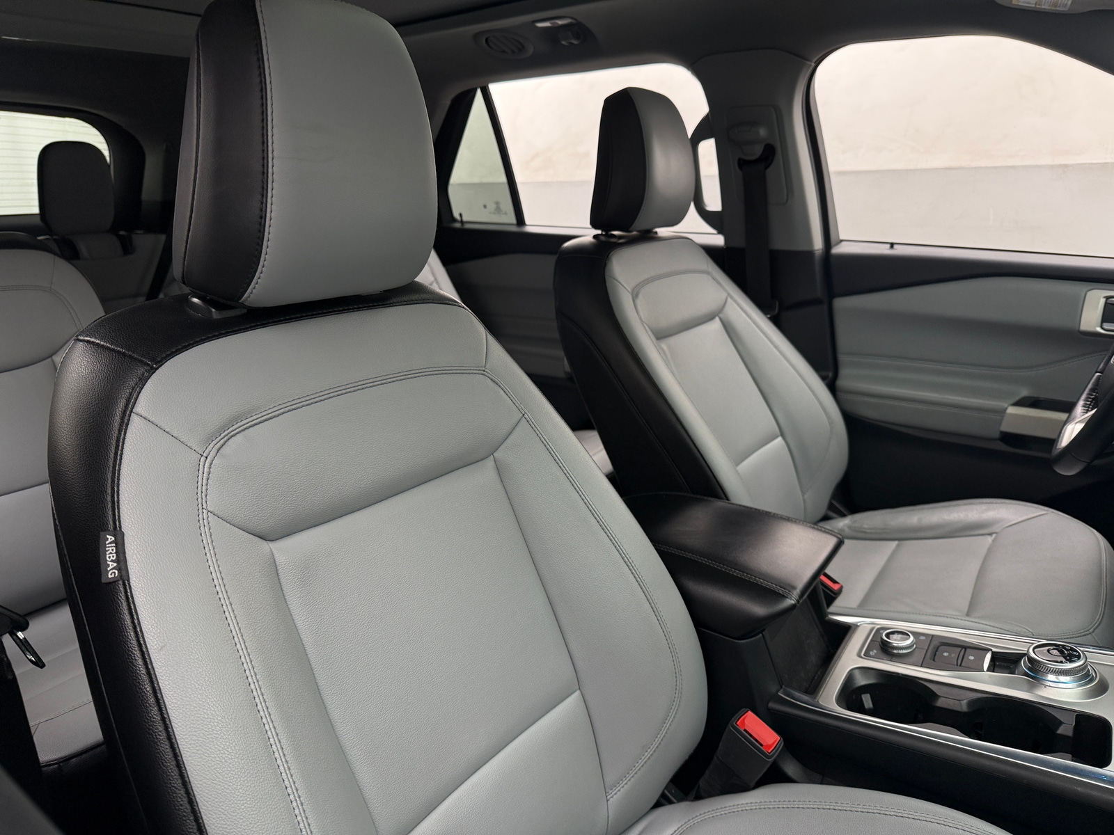 Thumbnail: 2021 Ford Explorer - 5