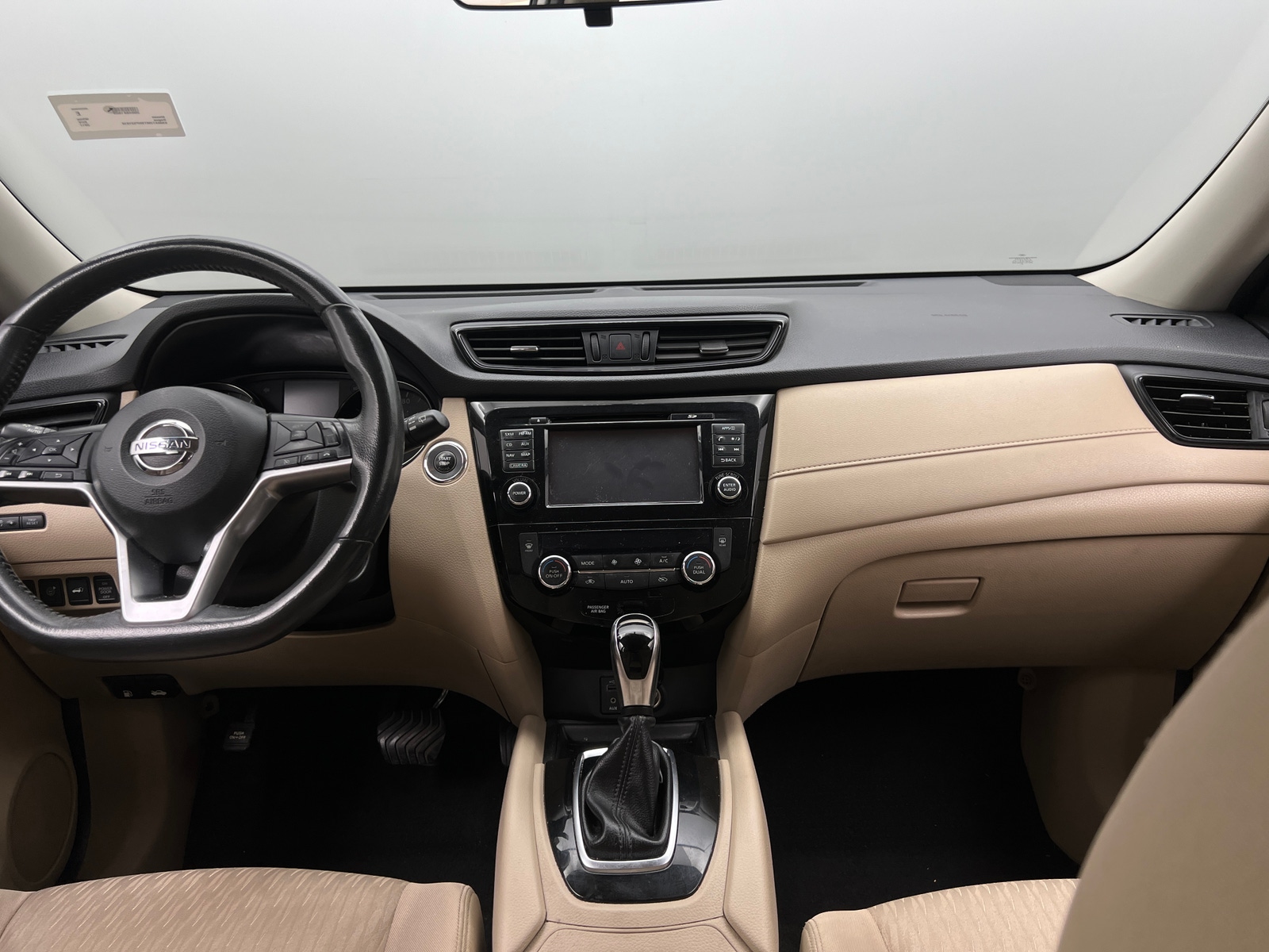 Thumbnail: 2017 Nissan Rogue - 3