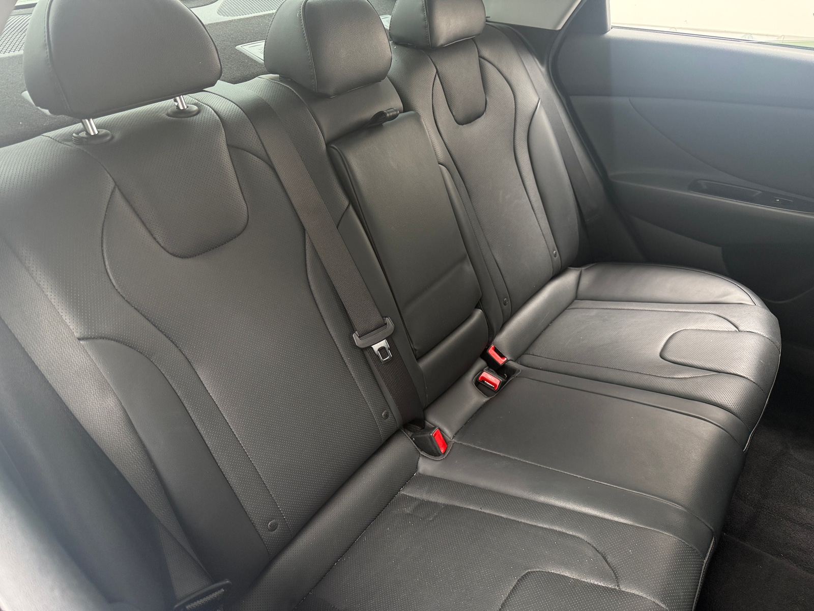 Thumbnail: 2023 Hyundai Elantra - 5