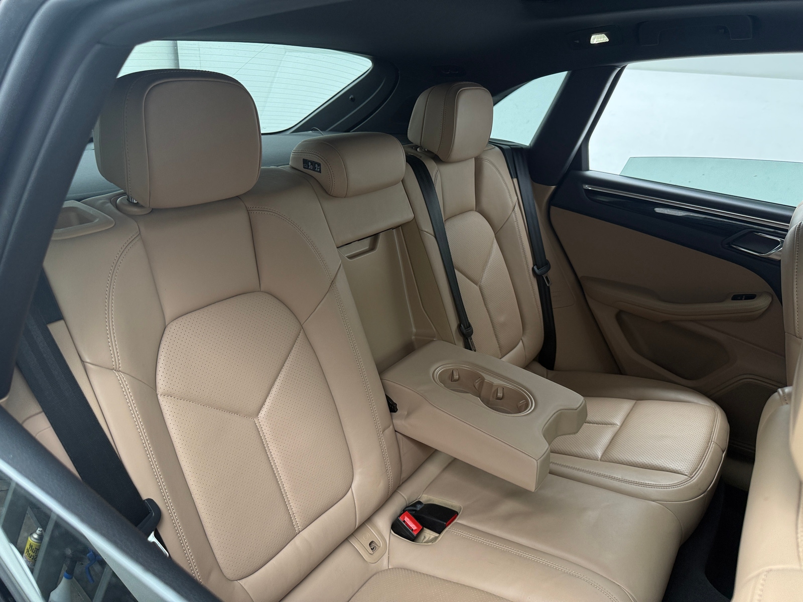 Thumbnail: 2020 Porsche Macan - 5