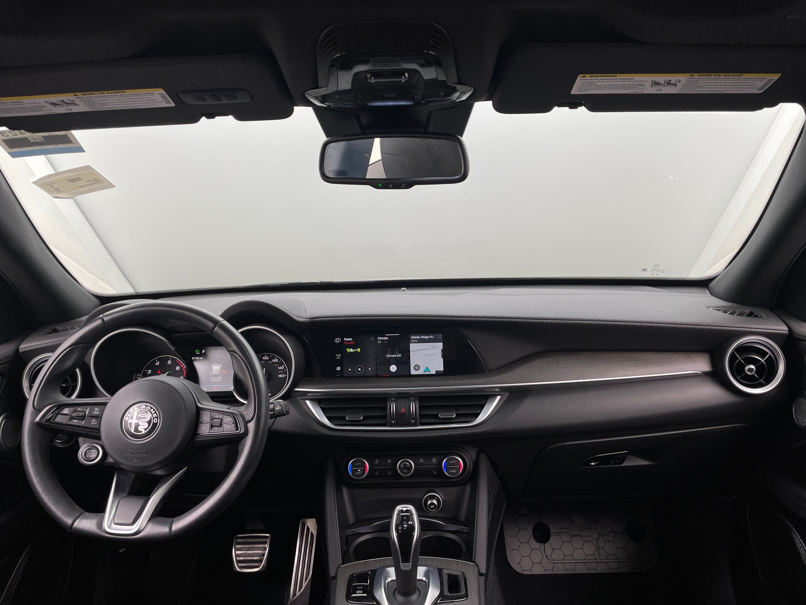 Thumbnail: 2023 Alfa Romeo Stelvio - 2