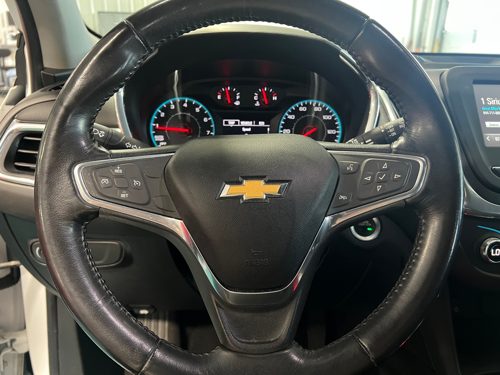 Thumbnail: 2018 Chevrolet Equinox - 5