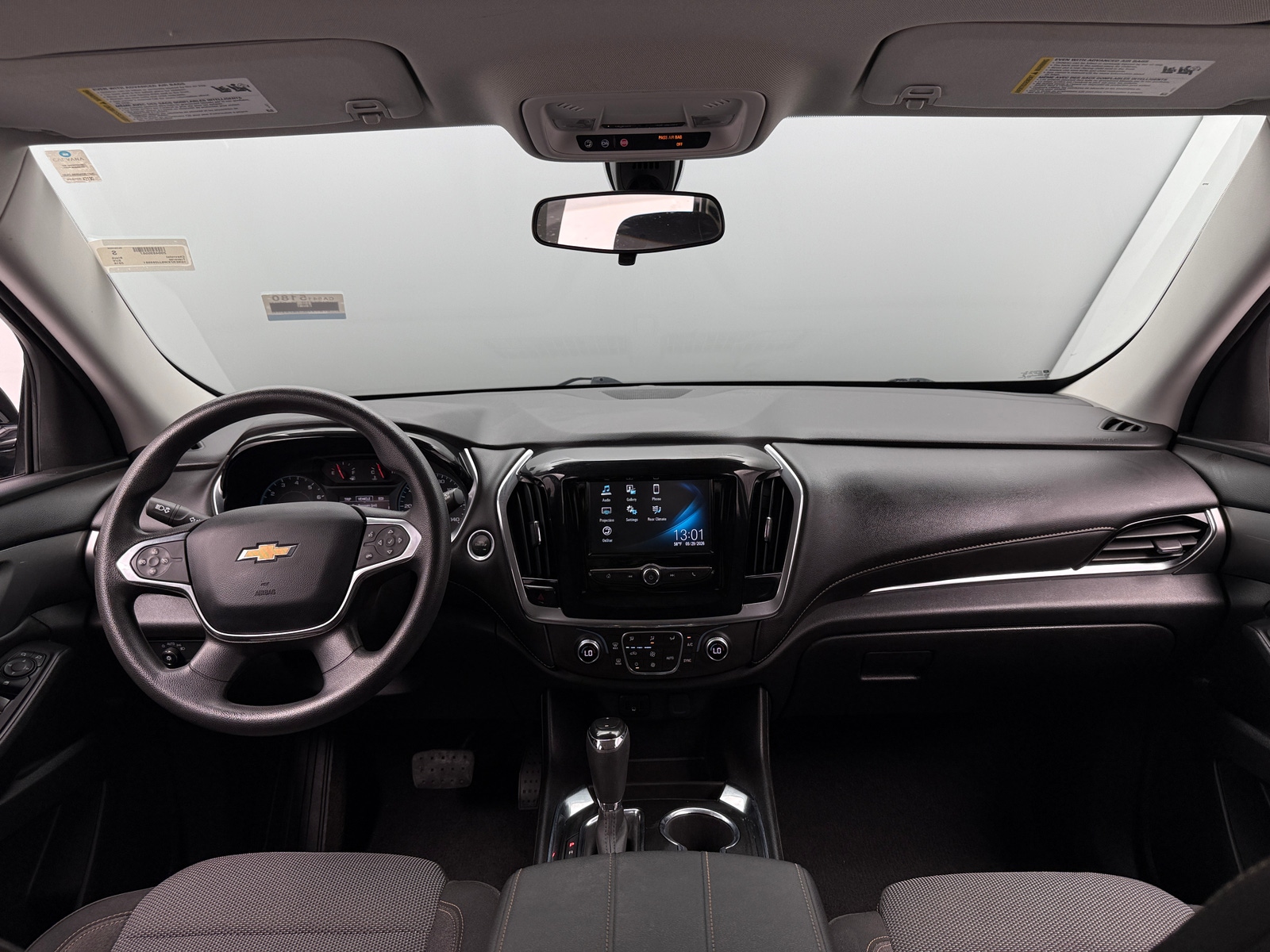 Thumbnail: 2018 Chevrolet Traverse - 3