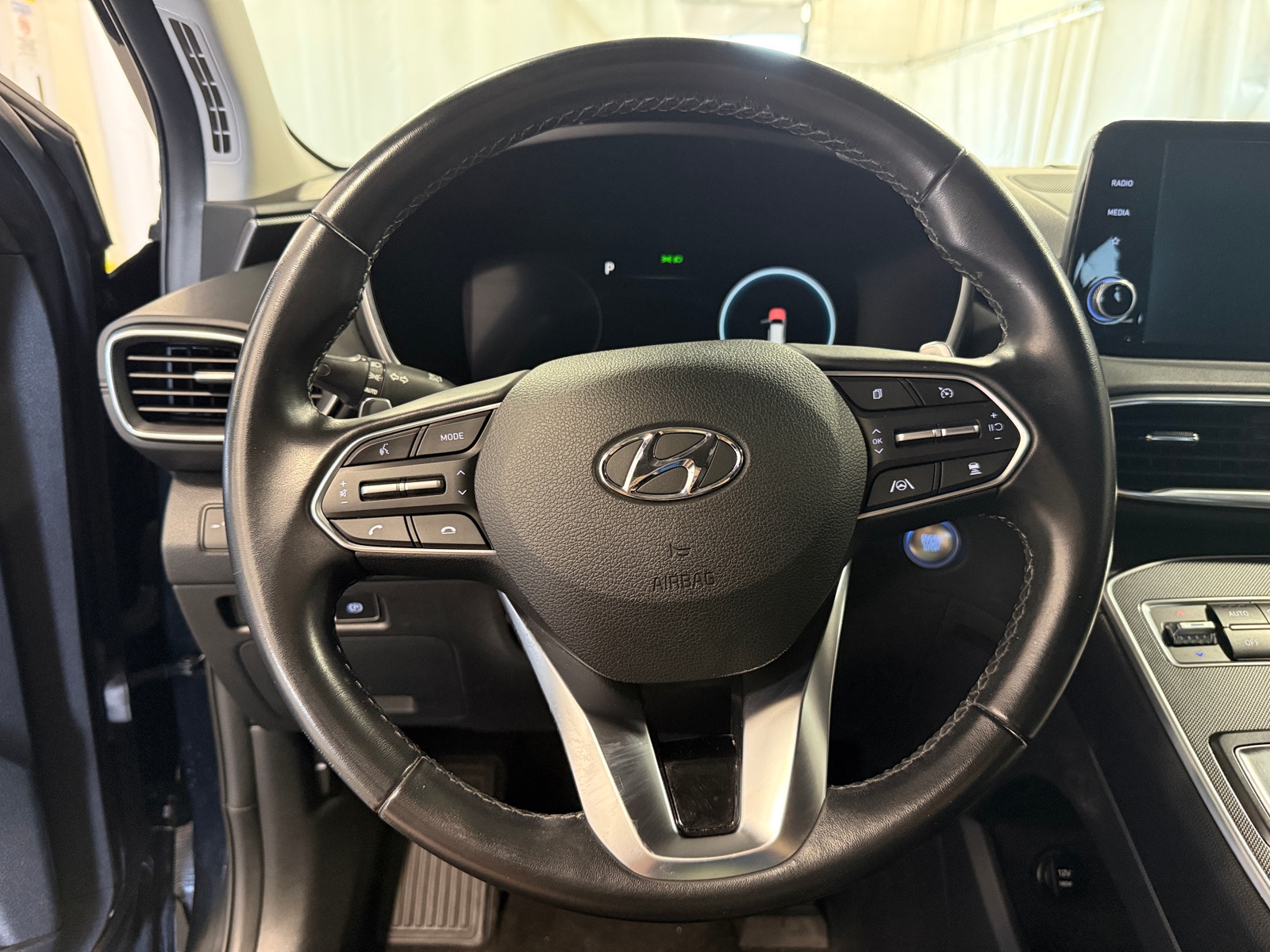 Thumbnail: 2022 Hyundai Santa Fe - 5