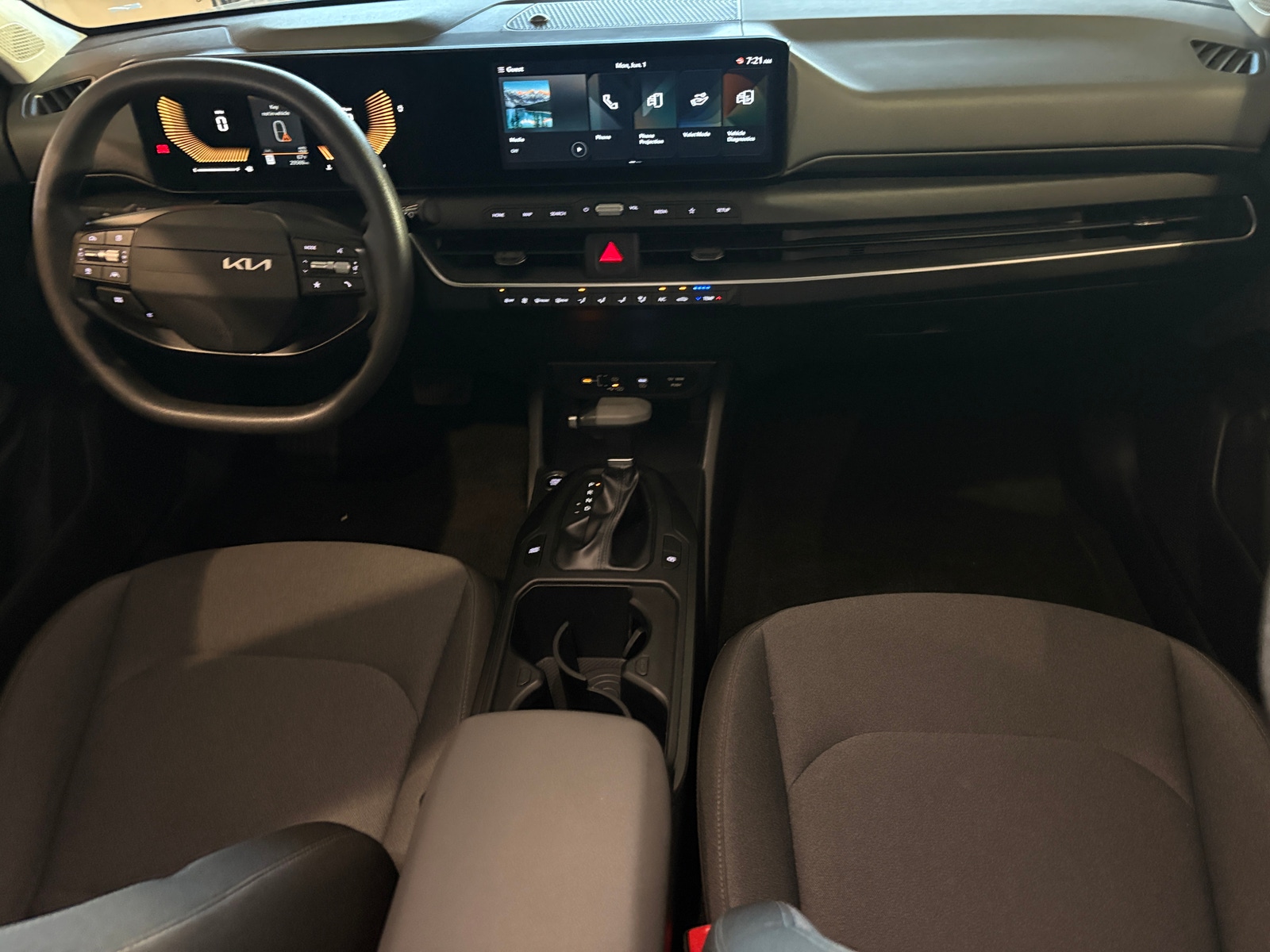 Thumbnail: 2025 Kia K4 - 3